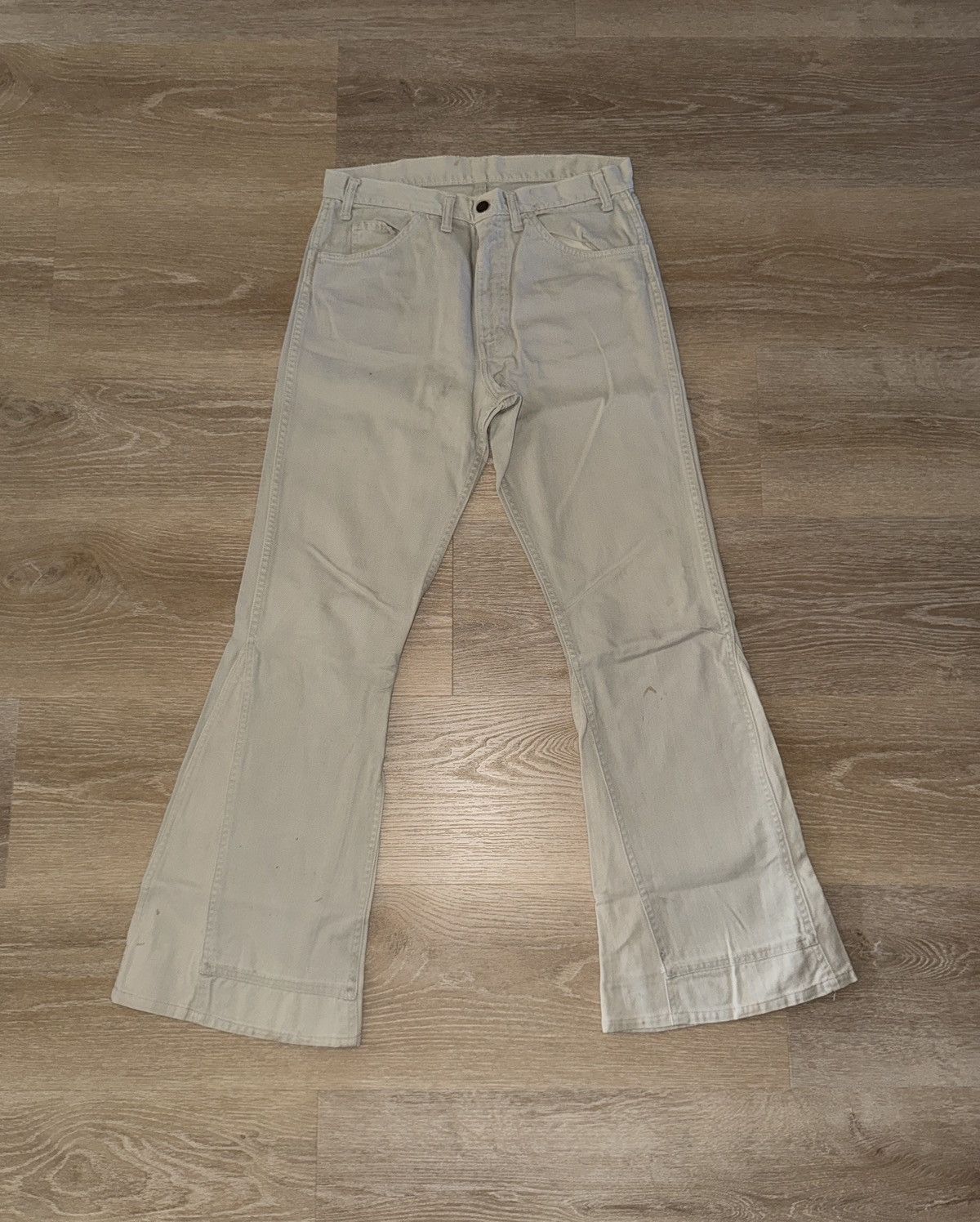 Levi's Vintage 60’s Big E Levi’s White Tab Bell Bottom Denim Jeans Size US 32 / EU 48 - 1 Thumbnail