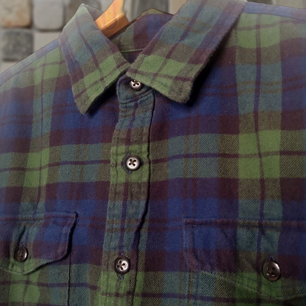 American Eagle Outfitters American Eagle Outfitters Flannel Shirt Large Blackwatch Plaid Soft Long Sleeve Mens Size US L / EU 52-54 / 3 - 1 Thumbnail