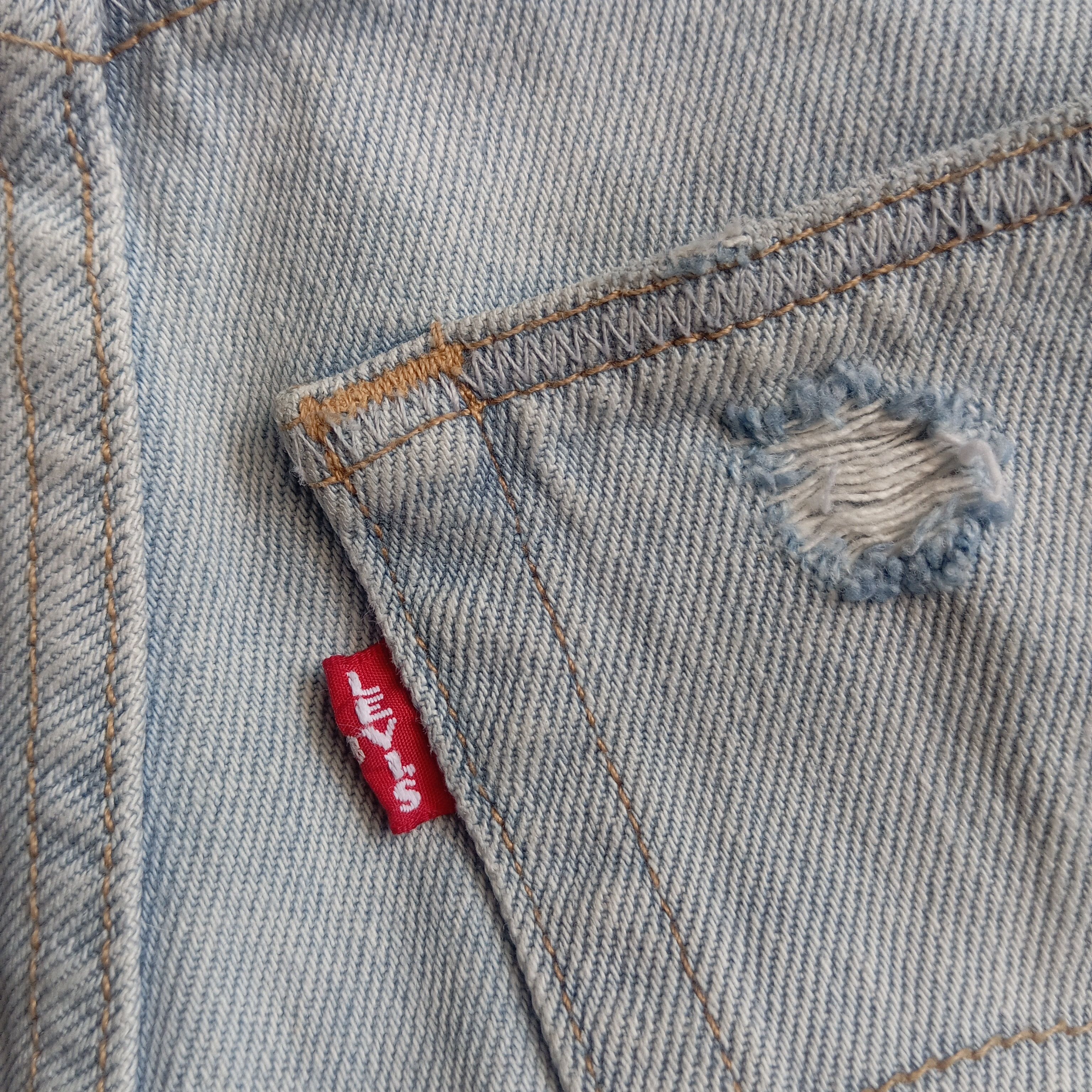 ERL × Levi's distressed jorts 30 破格 ERL × Levi's New ERL x Levis 501 Distressed Denim Shorts