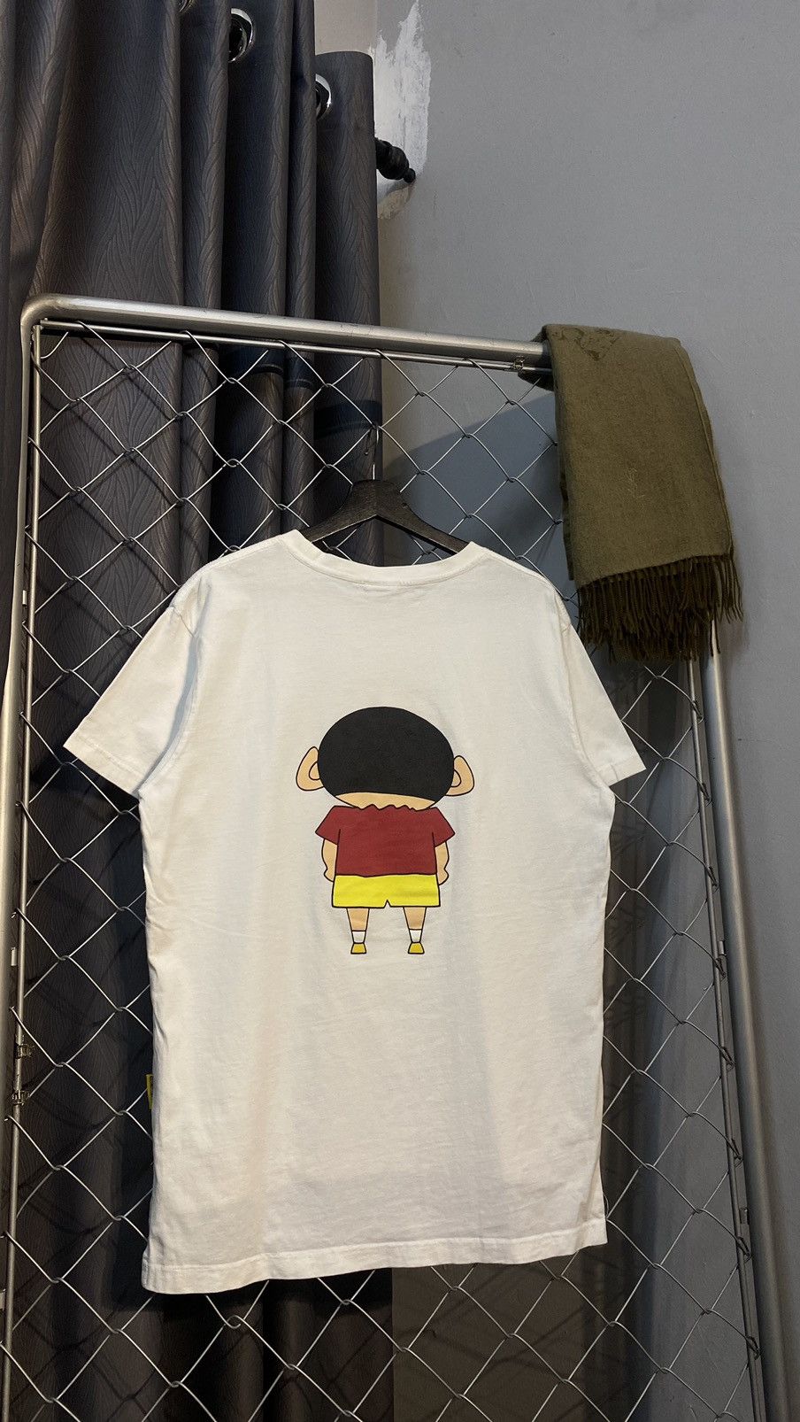 Cartoon Network × Japanese Brand × Vintage SHINCHAN MIRROR PRINT TSHIRT JAPANESE ANIME LARGE Size US L / EU 52-54 / 3 - 2 Thumbnail