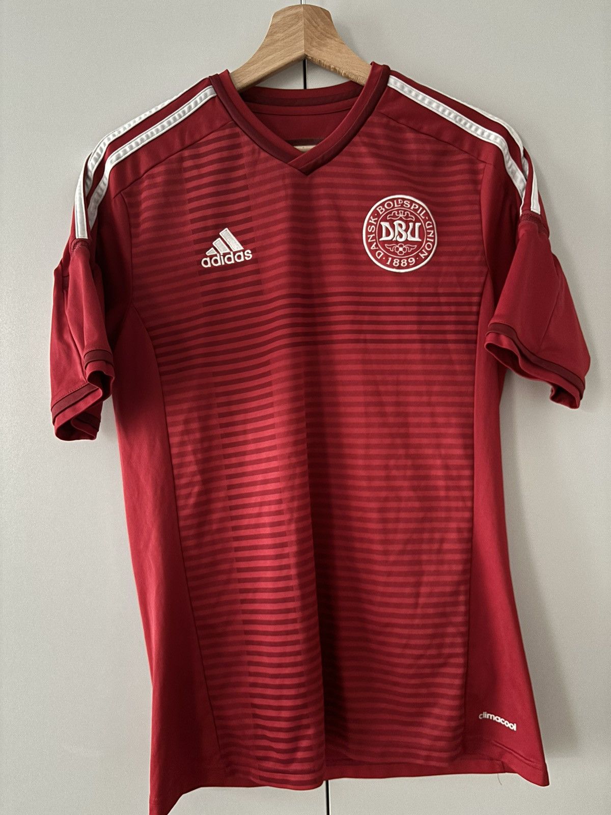Adidas Denmark 2014 Home Kit Size US S / EU 44-46 / 1 - 1 Thumbnail