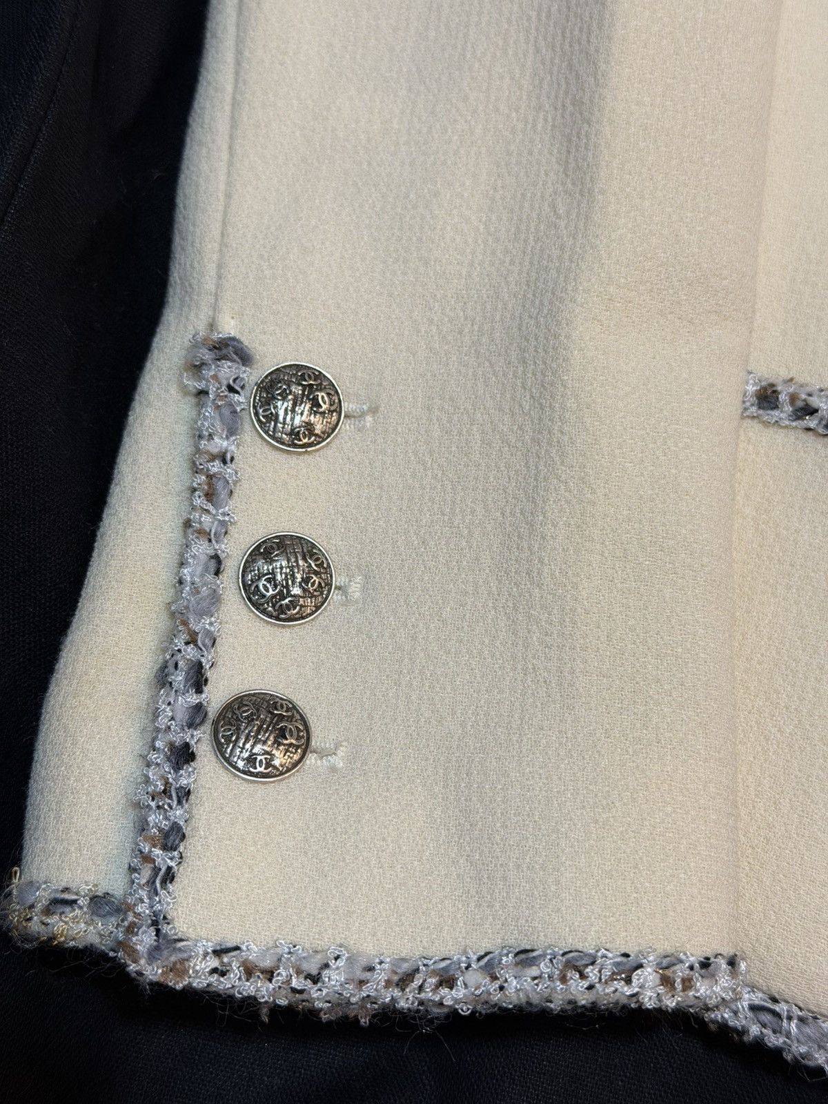 Chanel 2005 Rare Chanel “The Devil Wears Prada” Wool Jacket Size M / US 6-8 / IT 42-44 - 6 Thumbnail