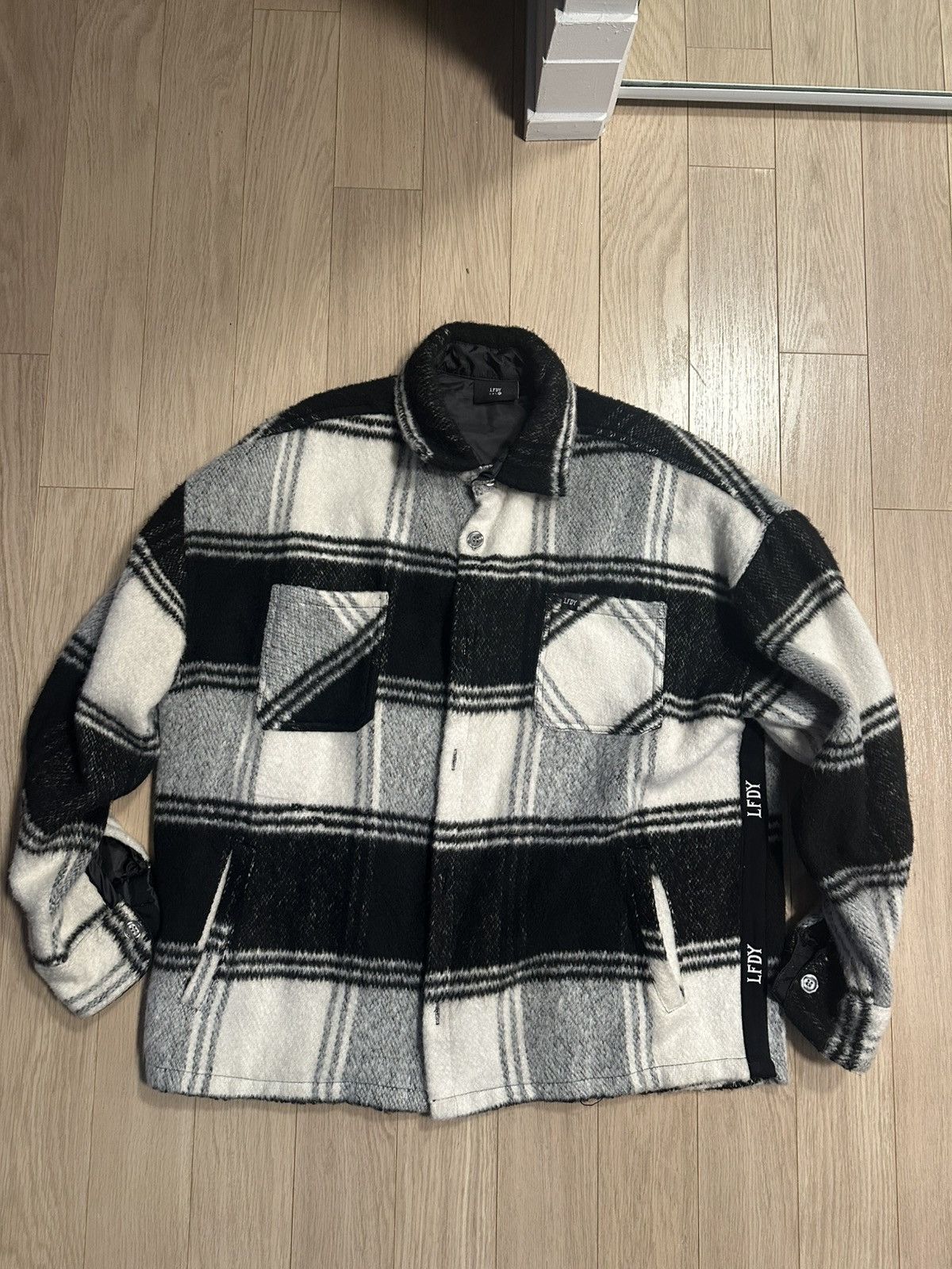 LFDY LFDY Overshirt Size US XL / EU 56 / 4 - 2 Thumbnail