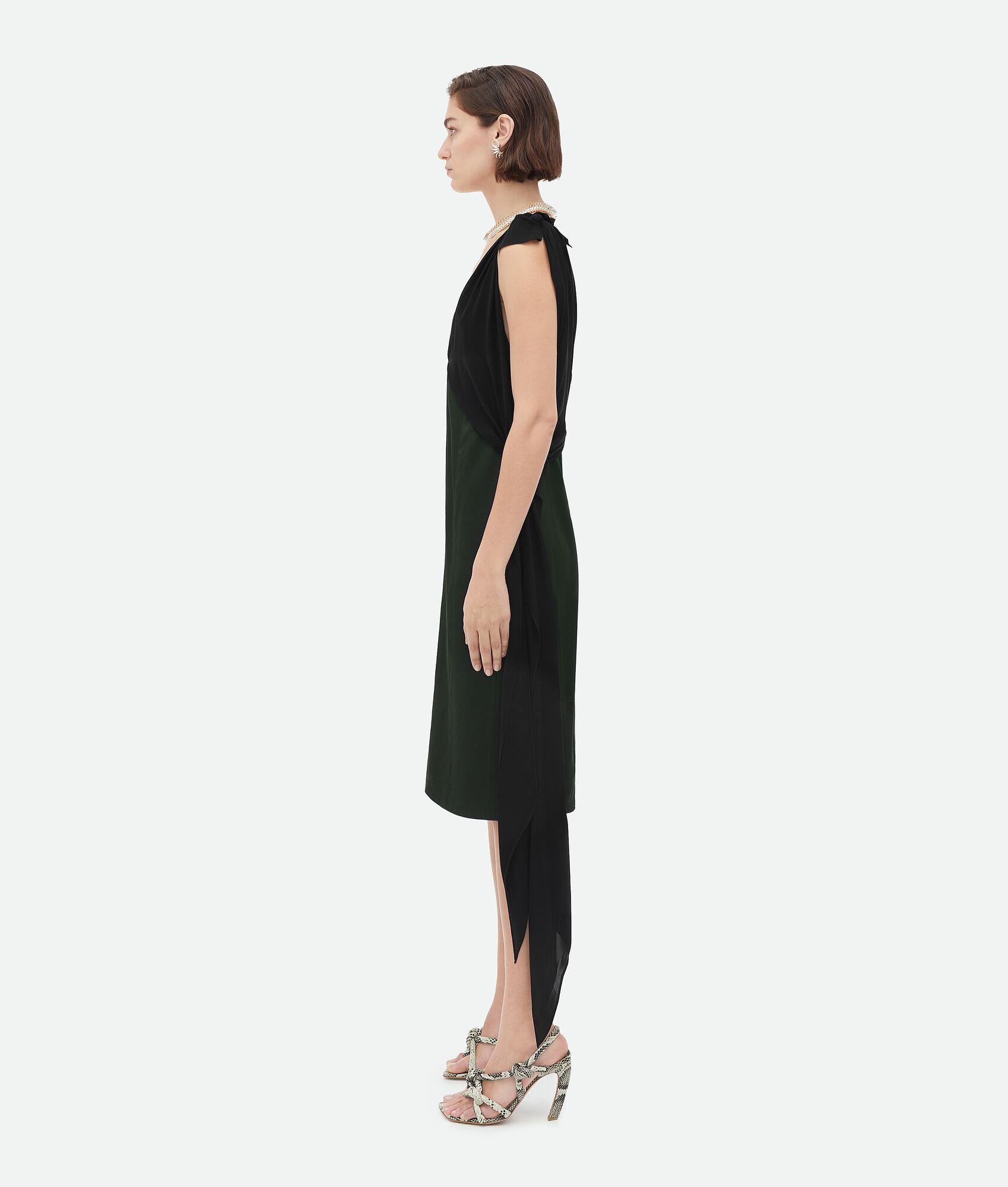 Bottega Veneta o1n1vont0625 Fluid Silk Midi Dress in Black Size M / US 6-8 / IT 42-44 - 2 Thumbnail