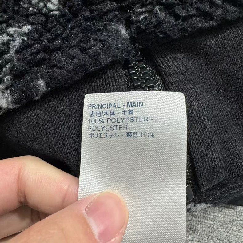 Louis Vuitton Louis Vuitton Black presbyopic teddy jacket 2501-Nextarrow Size US S / EU 44-46 / 1 - 5 Thumbnail