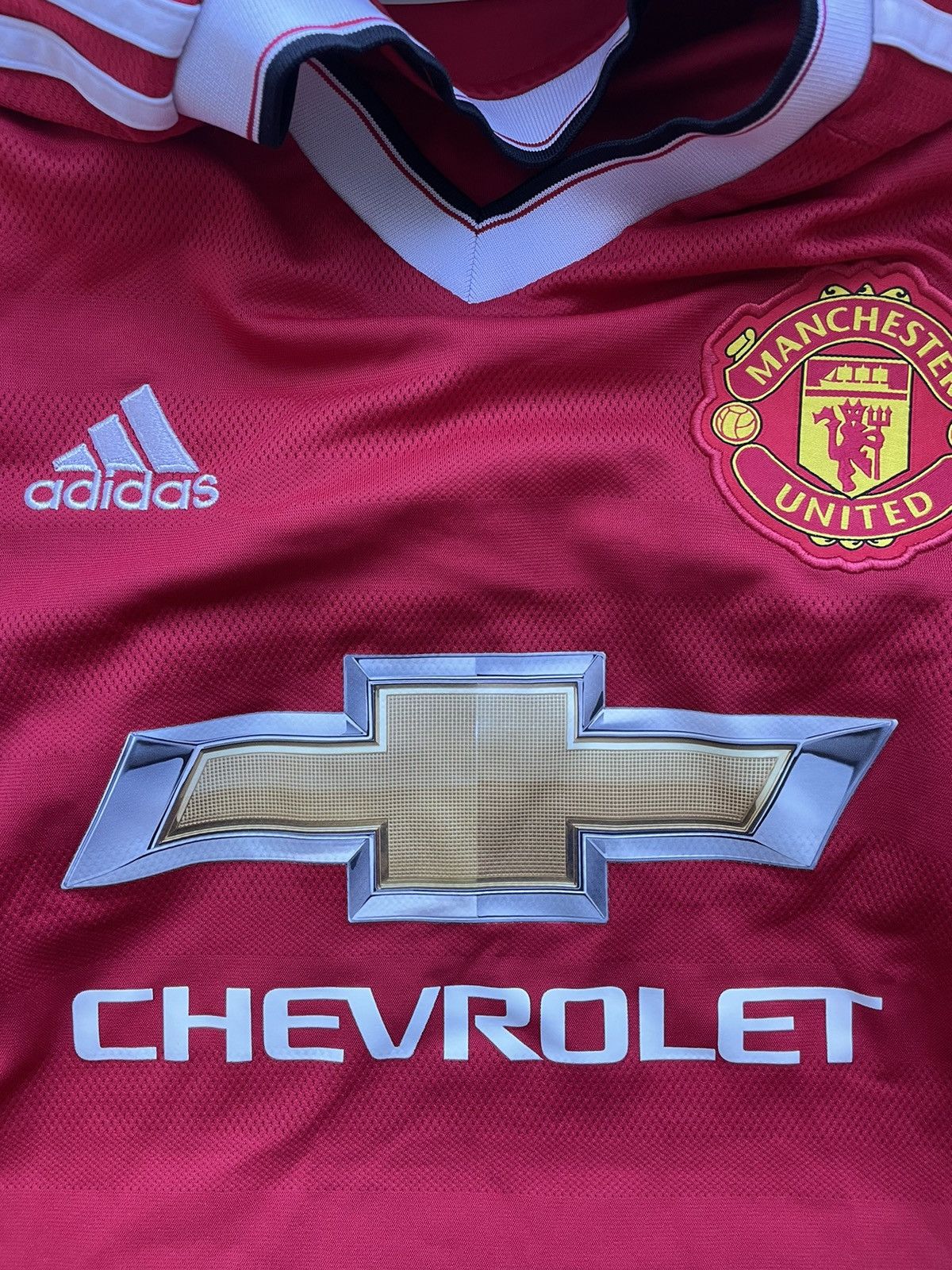 Adidas MANCHESTER UNITED 2015-2016 SHIRT FOOTBALL SOCCER ADIDAS Size US S / EU 44-46 / 1 - 5 Thumbnail