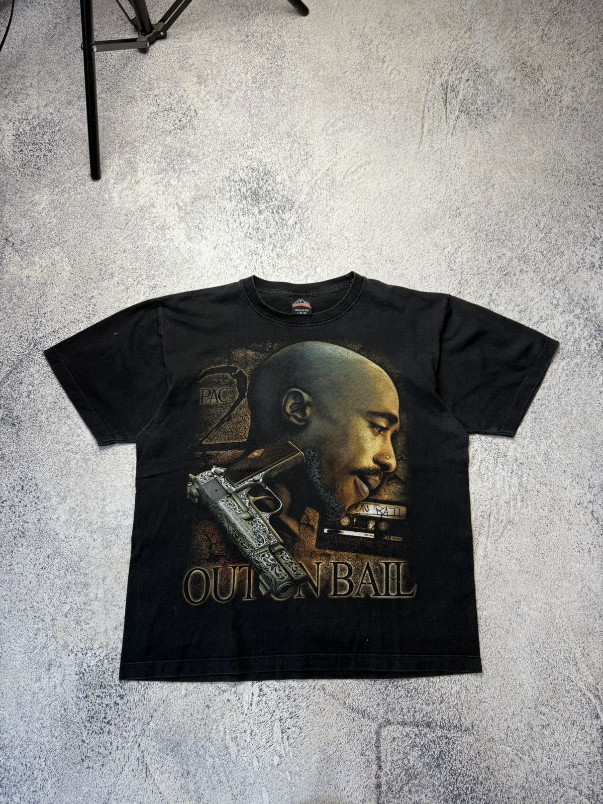 Vintage Vintage 2Pac Rap Tee Rock Tees 1996 Grail Very Rare Tee L Size US L / EU 52-54 / 3 - 1 Thumbnail