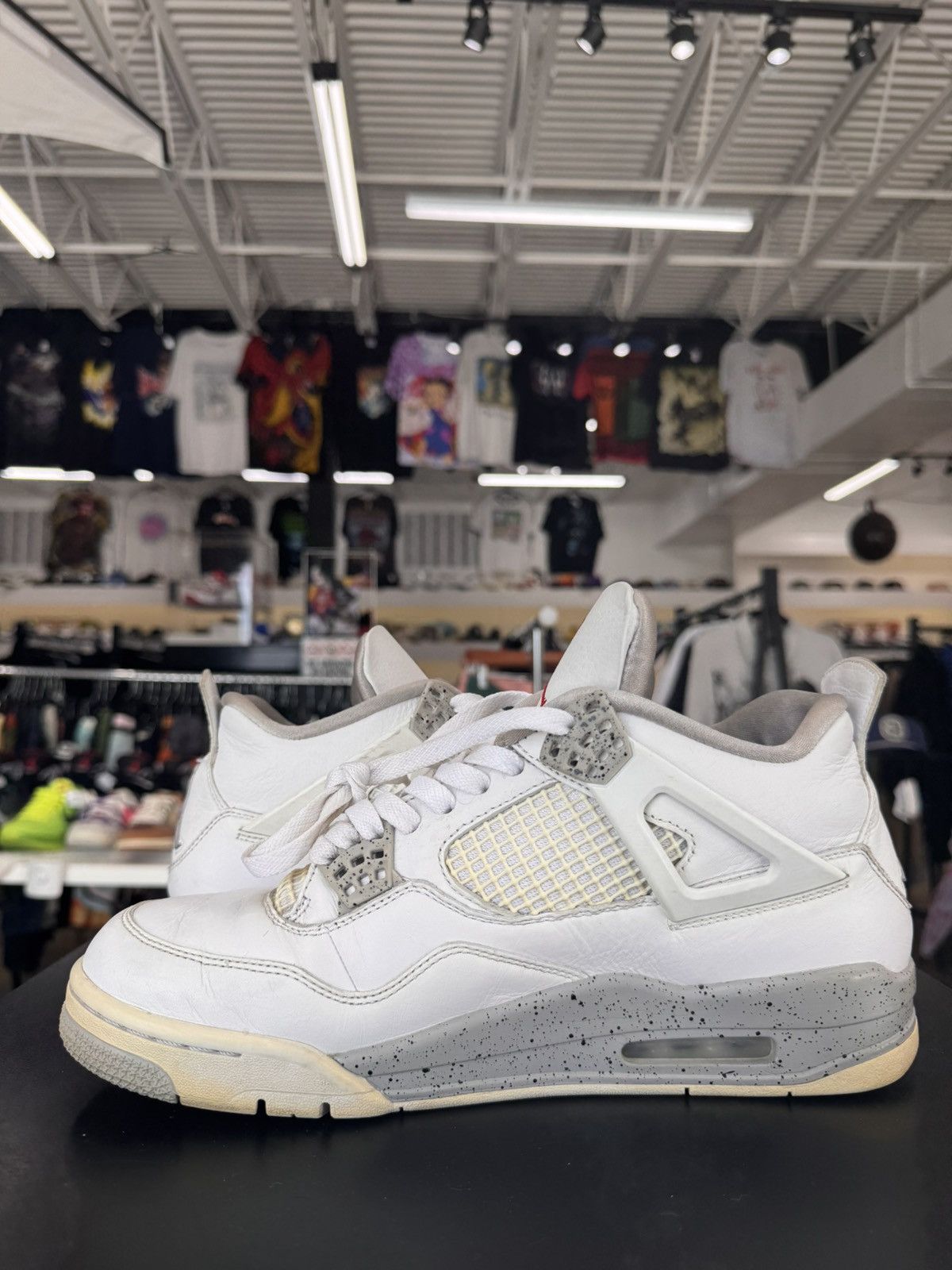 Jordan Brand Air Jordan 4 White Oreo Size 10 (2021) Size US 10 / EU 43 - 4 Thumbnail