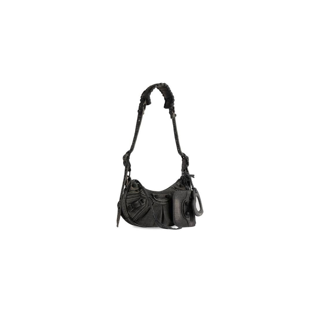o1tr1nto0525 Size: OS / Le Cagole XS Shoulder Bag Denim