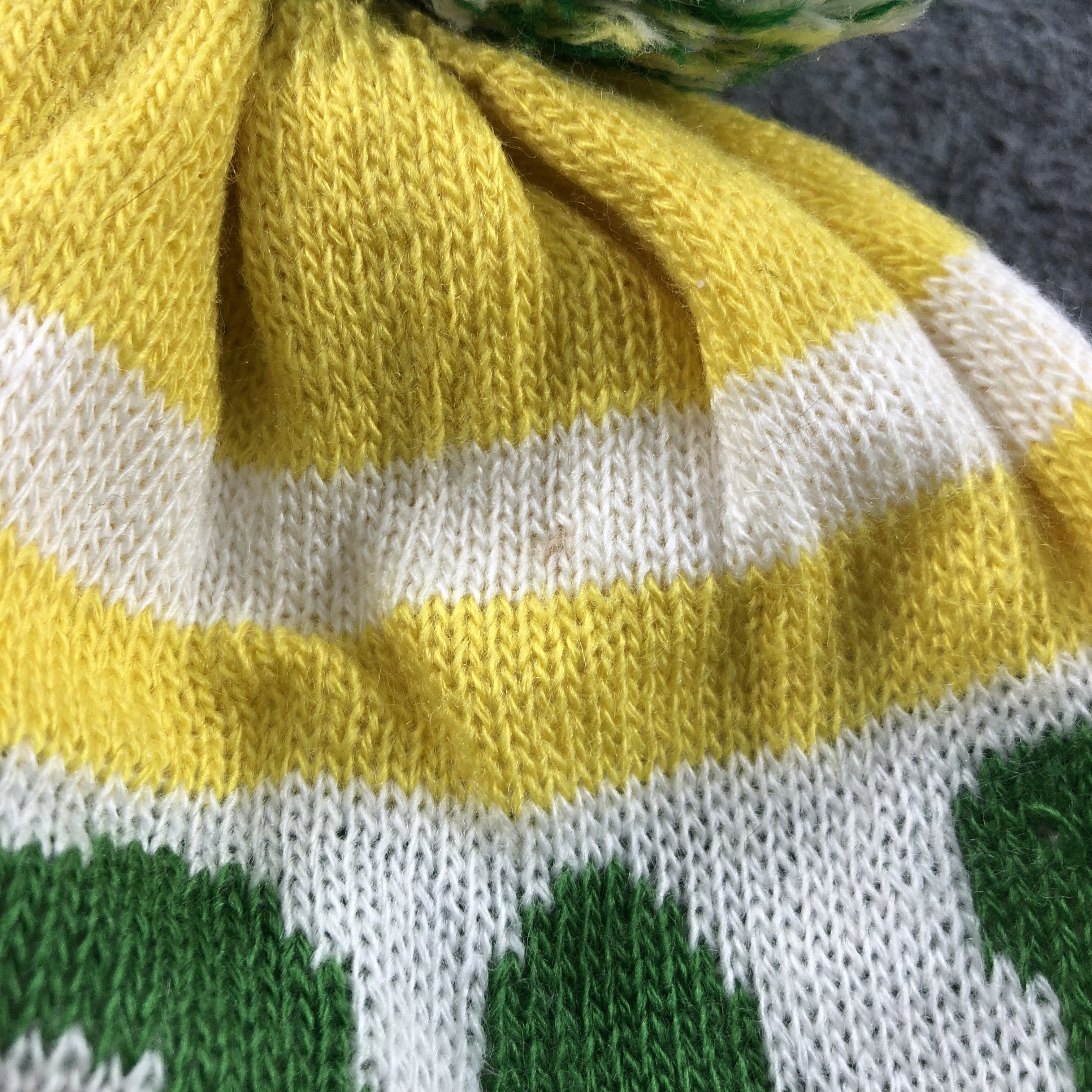Japanese Brand Japan 1984 Bobble Beanie Snowcap Snow Hat B62 Size ONE SIZE - 4 Thumbnail