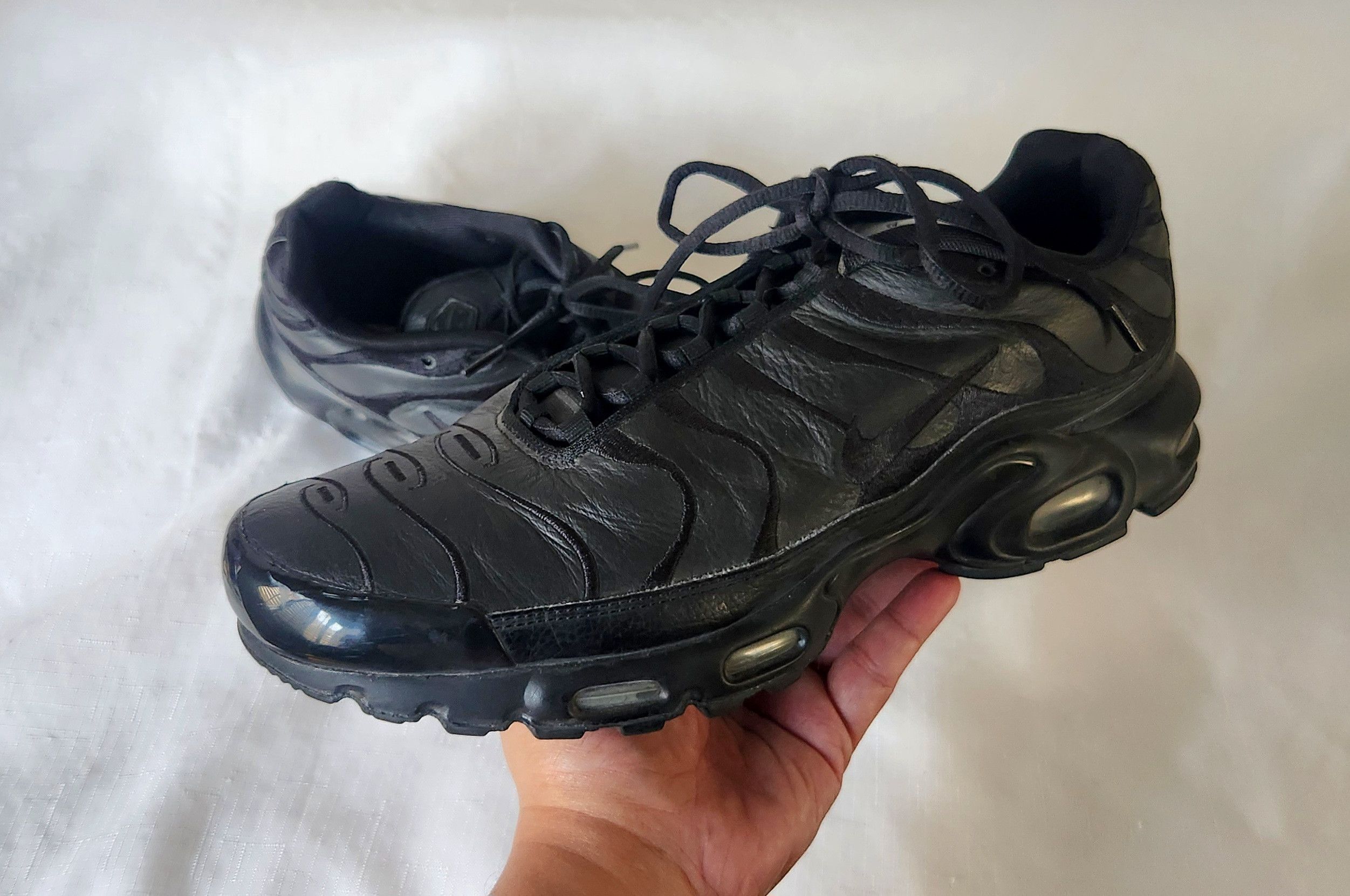 Nike Nike Air Max Plus TN Triple Black Leather Men’s 13 Size US 13 / EU 46 - 1 Thumbnail