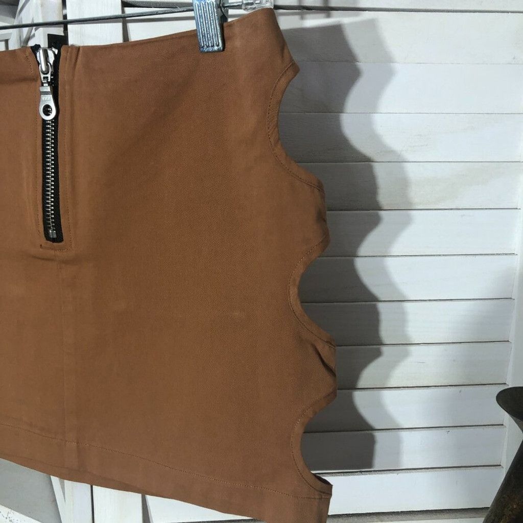 The Ragged Priest NWOT The Ragged Priest mini skirt cut out side light brown 8 Size 30" / US 8 / IT 44 - 4 Thumbnail