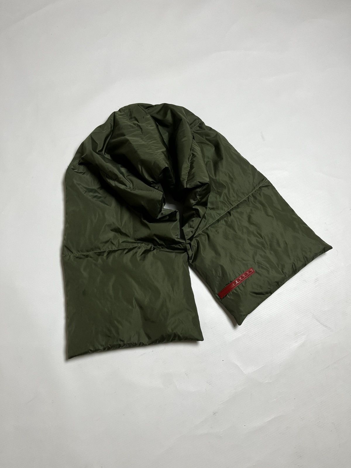 Prada Prada nylon tactical Duck Feathers Puffer Scarf Size ONE SIZE - 1 Thumbnail