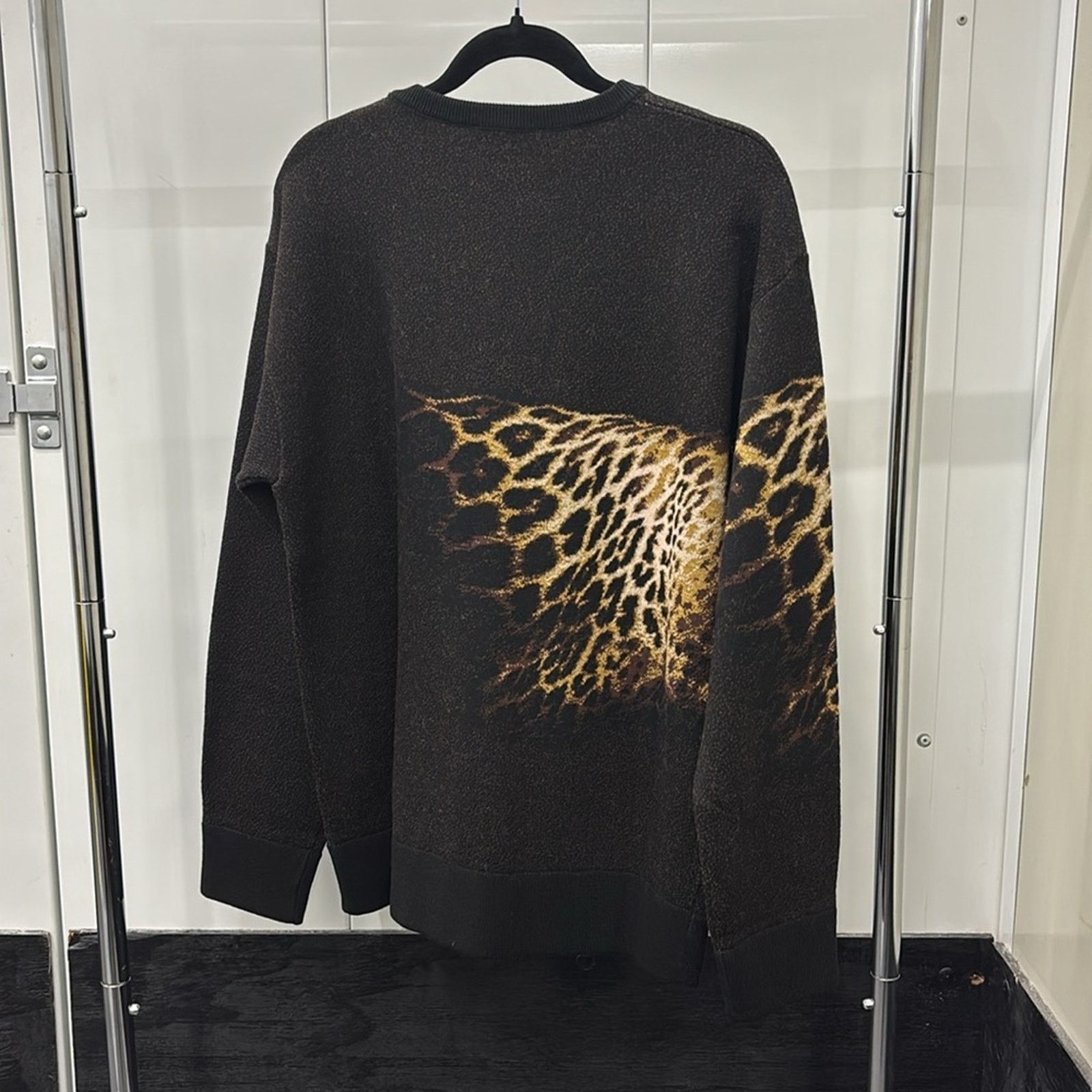 Etro NWT Etro Men's Black Leopard Graphic Crewneck Sweater Size L Size US L / EU 52-54 / 3 - 4 Thumbnail
