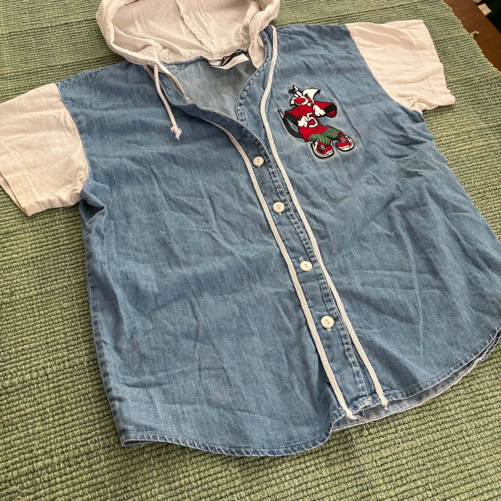 Vintage Vintage 90s Sylvester Looney Tunes Denim Button Up Hoodie M Size US M / EU 48-50 / 2 - 6 Thumbnail