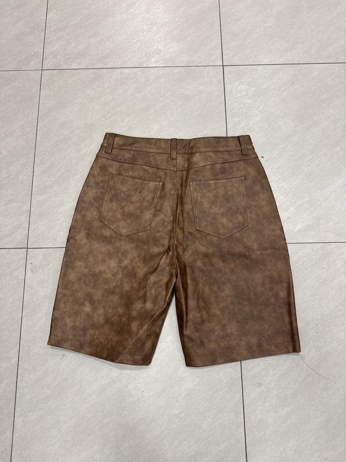 Bottega Desires Bottega Desires Leather Shorts Size US 36 / EU 52 - 2 Thumbnail