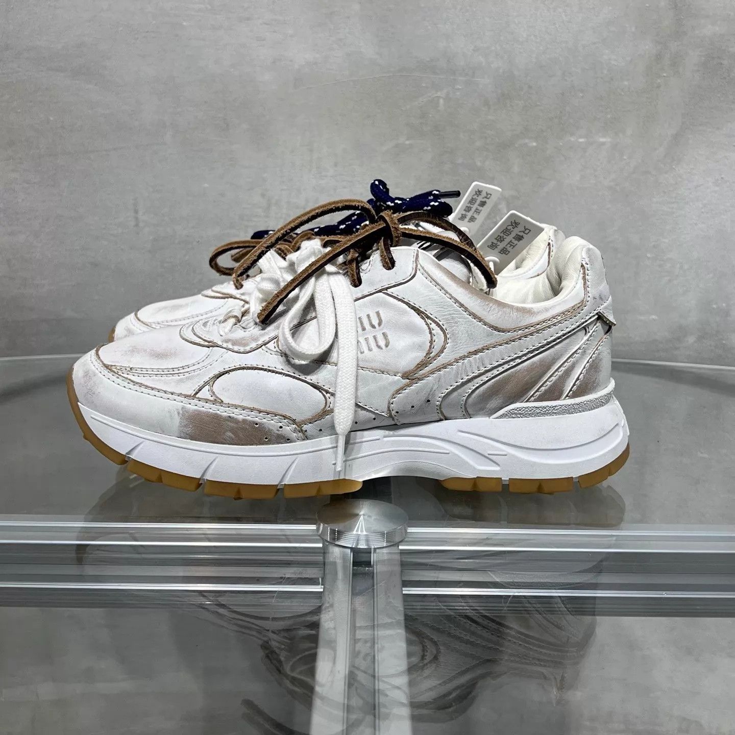 Miu Miu Miu Miu x NB Distressed White 35 Women's Sneakers Size US 4.5 / IT 34.5 - 3 Thumbnail