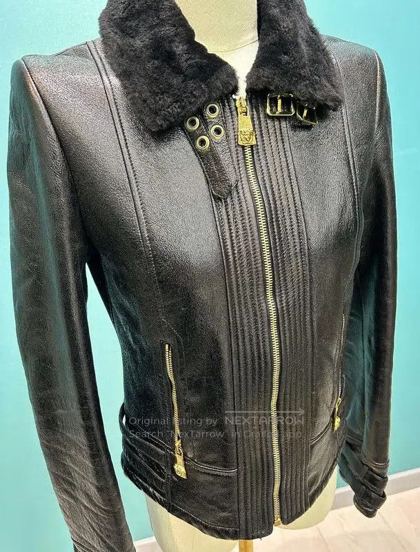 Versace Versace Black Leather Jacket with Faux Fur Collar . Size M / US 6-8 / IT 42-44 - 4 Thumbnail
