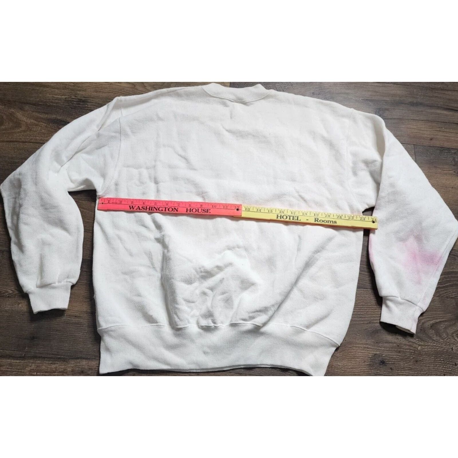 Vintage VINTAGE Chicago Fan Sports XL Mens White Cotton Blend Long Sleeve Sweatshirt Distressed Crew Neck Pullover Hockey Football Baseball Mens Size US XL / EU 56 / 4 - 4 Thumbnail
