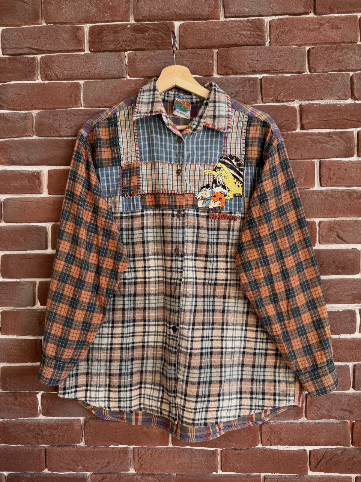 Cartoon Network Vintage 1994 Flintstones Patchwork Button Up Shirt Cartoon Size US XL / EU 56 / 4 - 1 Thumbnail