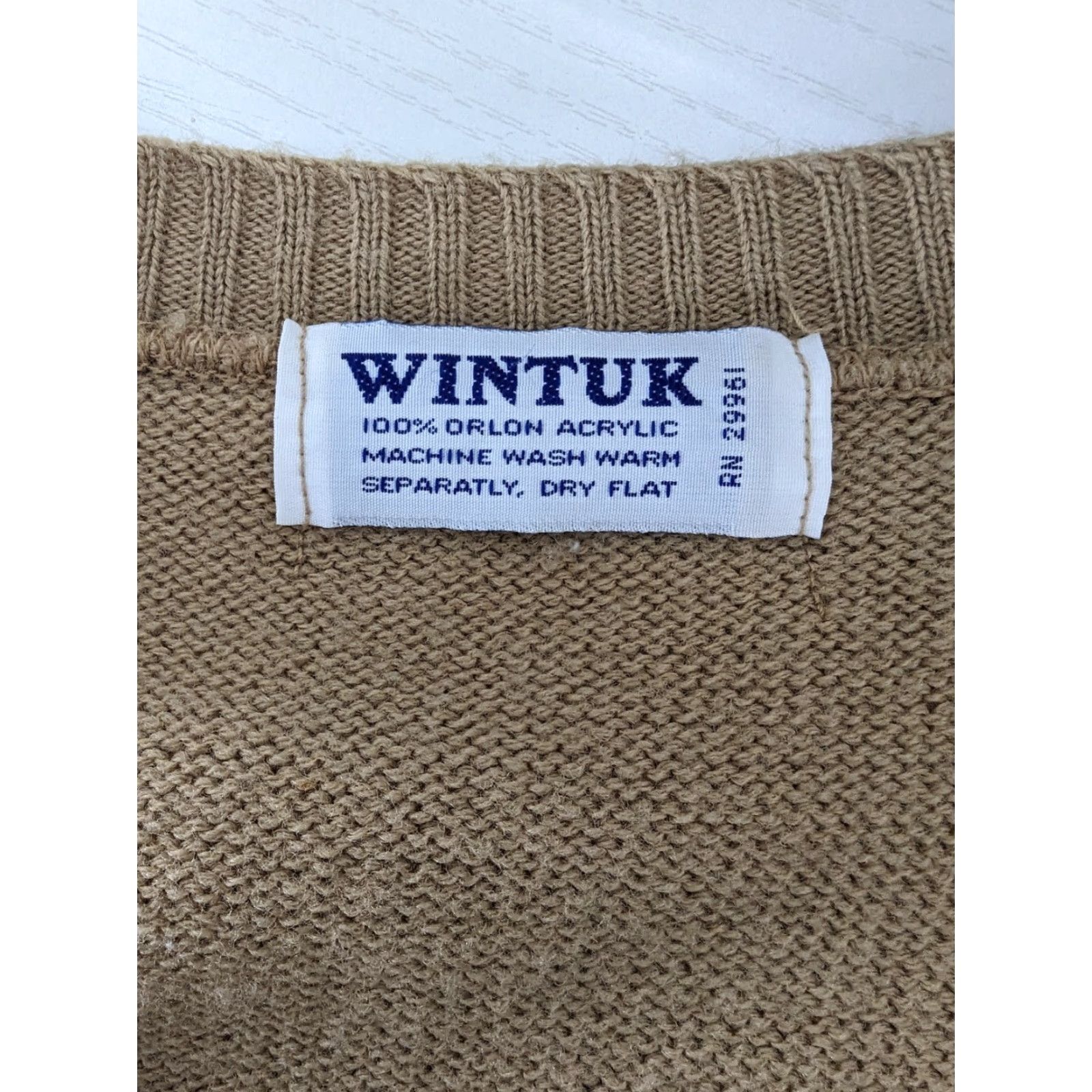 Vintage VINTAGE Cardigan Sweater Vest Womens Medium V Neck Beige Crop V2J Size M / US 6-8 / IT 42-44 - 4 Thumbnail