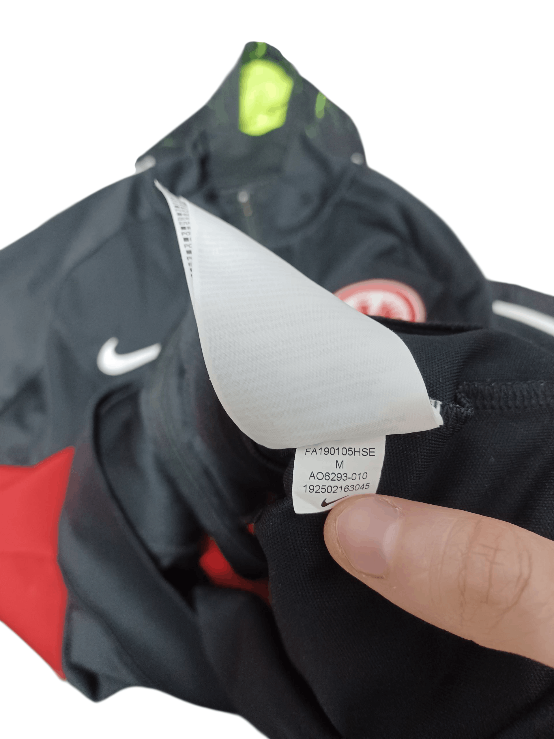 Nike EINTRACHT FRANKFURT NIKE VINTAGE 2019 SOCCER TRACK JACKET Size US M / EU 48-50 / 2 - 5 Thumbnail