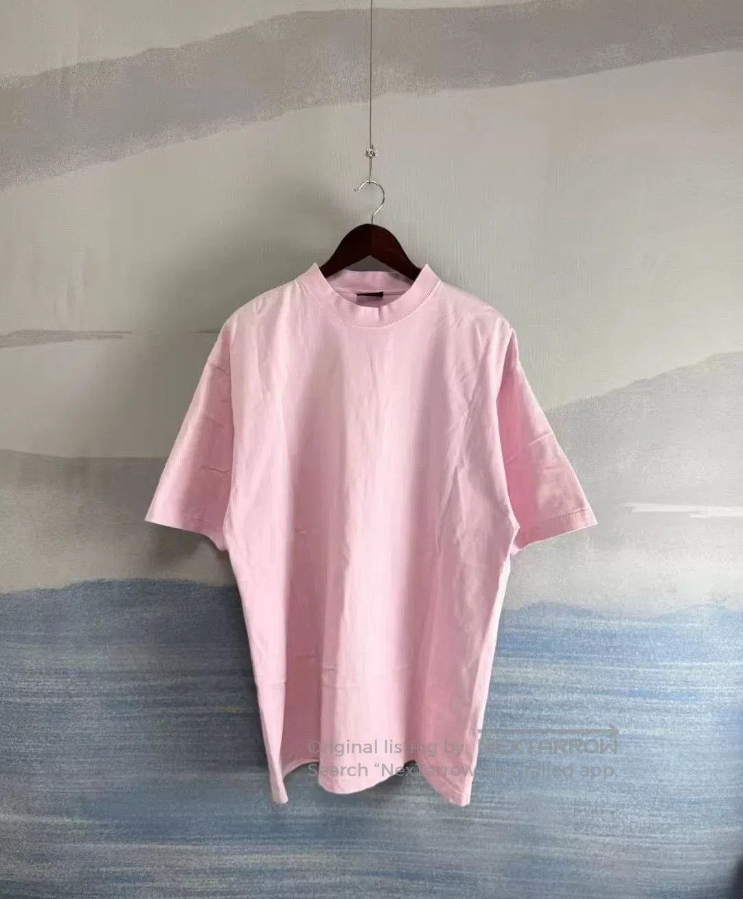 Balenciaga Balenciaga Pink Double B Rhinestone Short-Sleeve. Size M / US 6-8 / IT 42-44 - 2 Thumbnail
