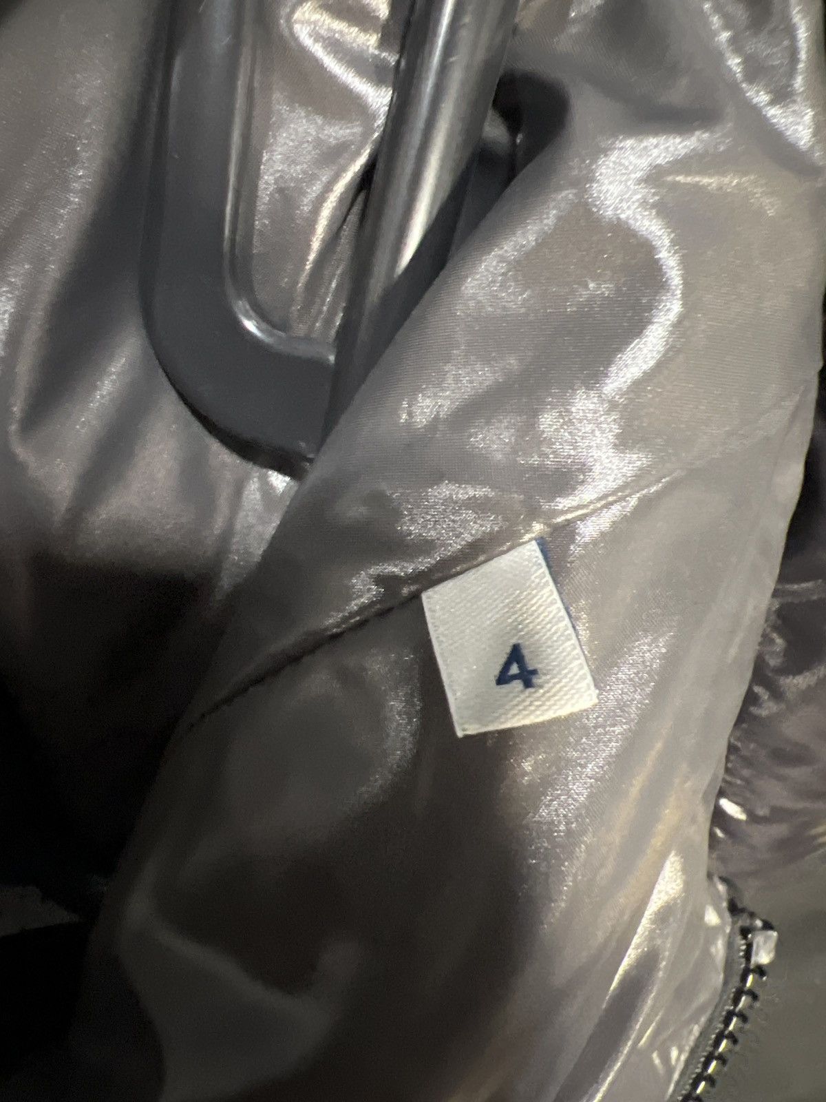 Moncler Moncler vest Size US L / EU 52-54 / 3 - 10 Thumbnail