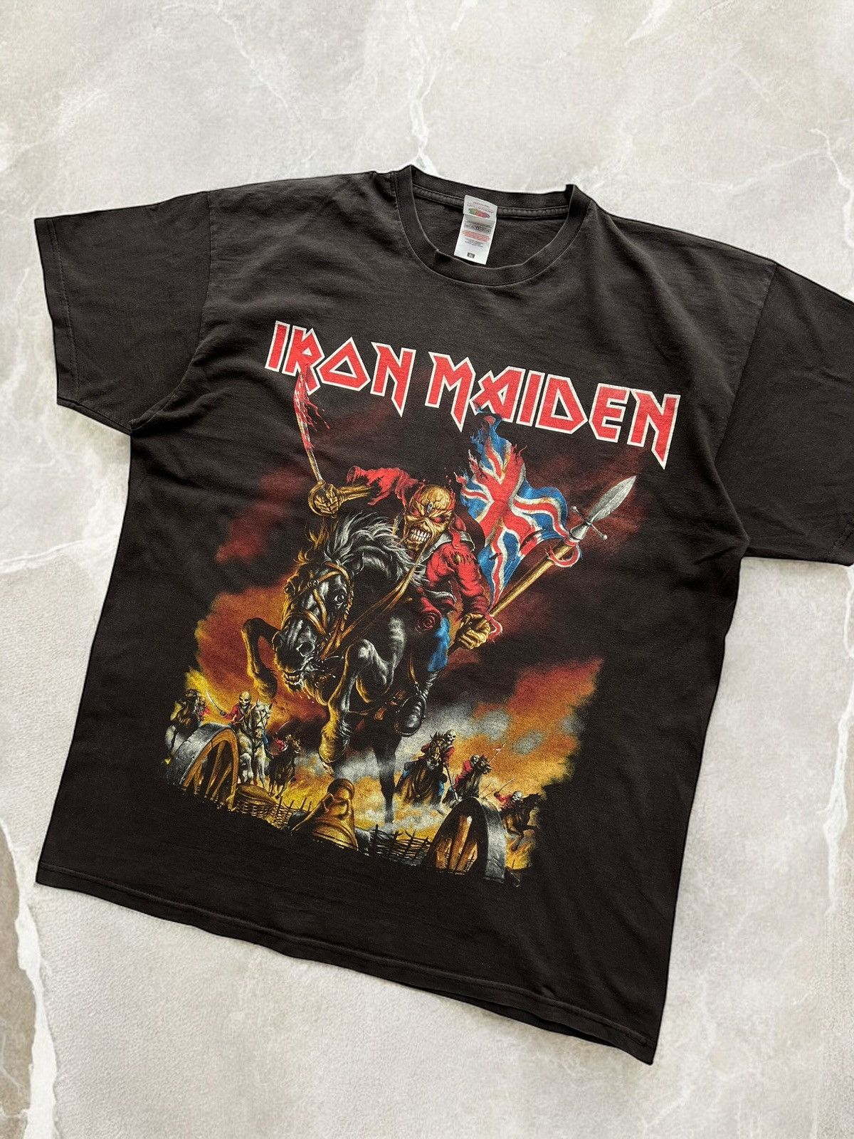 Band Tees × Iron Maiden × Vintage IRON MAIDEN 2014 England Tour Vintage tee T shirt skull y2k Size US XL / EU 56 / 4 - 4 Thumbnail