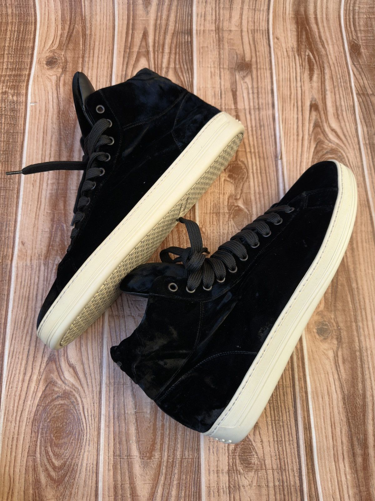 Tom Ford Tom Ford Russel Black Velvet Hi Top Sneaker Size US 12.5 / EU 45-46 - 12 Thumbnail