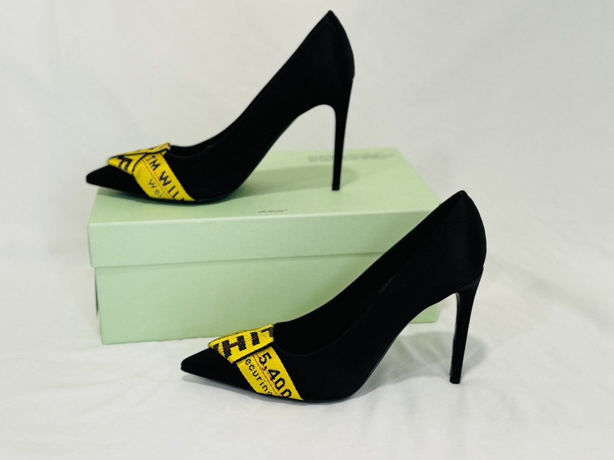Off-White Black/Yellow Satin and Logo Canvas Pumps Size 41