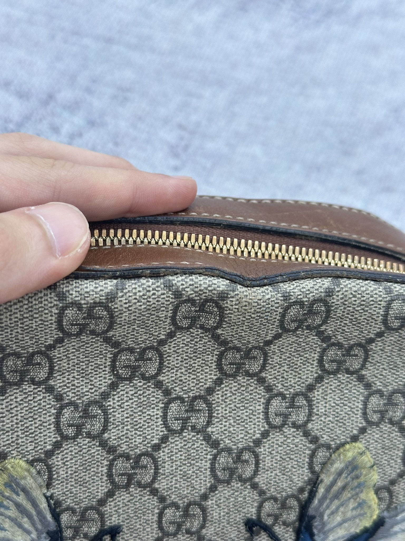 Gucci Gucci Crossbody Chain Bag Supreme GG Monogram Butterflies Size ONE SIZE - 8 Thumbnail