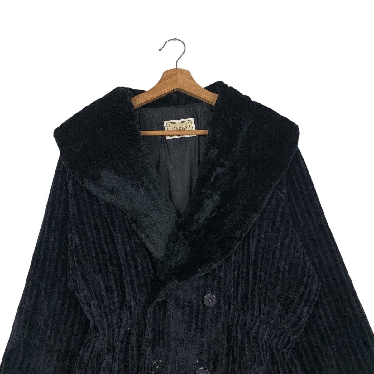 Japanese Brand Japanese Brand Capri Faux Fur Double Breasted Coat Size M / US 6-8 / IT 42-44 - 2 Thumbnail
