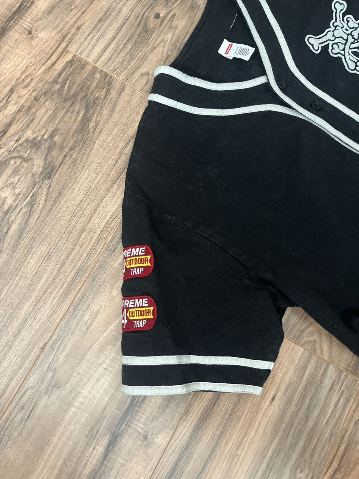 Supreme Supreme Patches Denim Baseball Jersey Size US L / EU 52-54 / 3 - 11 Thumbnail