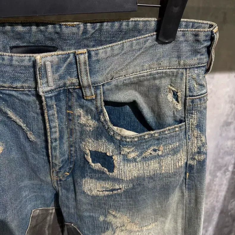 Givenchy Givenchy Size28 OG tattered and patched denim jeans Size US 28 / EU 44 - 3 Thumbnail