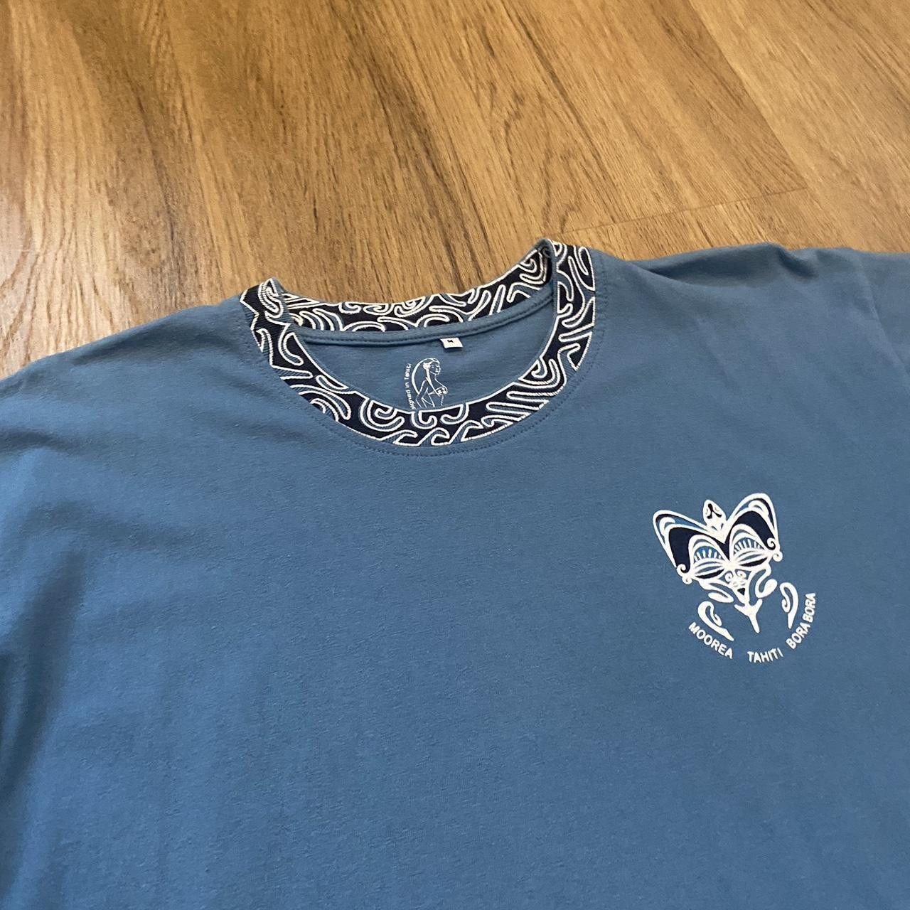 Other Blue and white graphic turtle print tee Size US M / EU 48-50 / 2 - 3 Thumbnail