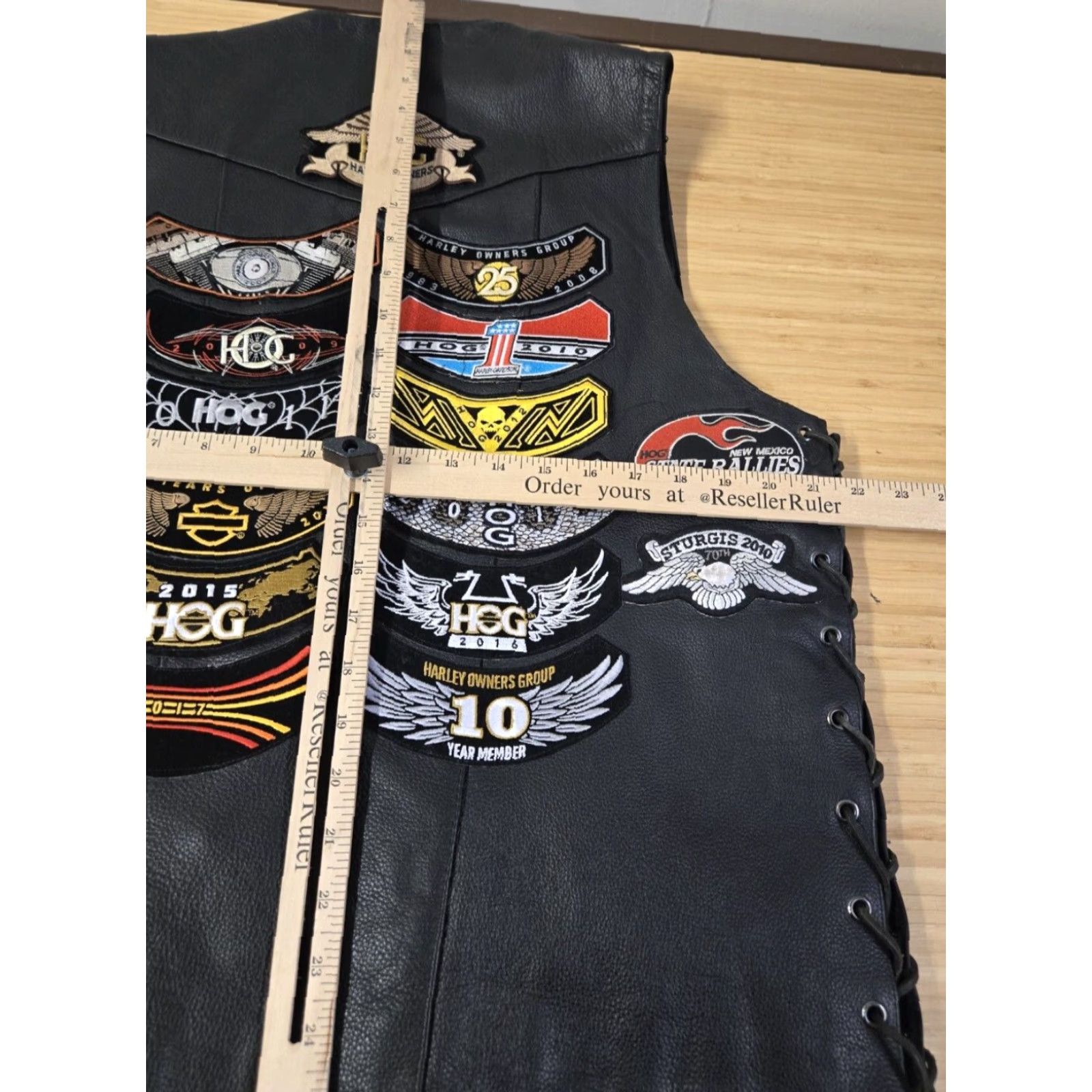 Harley Davidson VINTAGE Harley-Davidson Leather Biker Vest Men 44 Black Leather Lining Pins & Patches Biker Reg/Regular Size US S / EU 44-46 / 1 - 8 Thumbnail