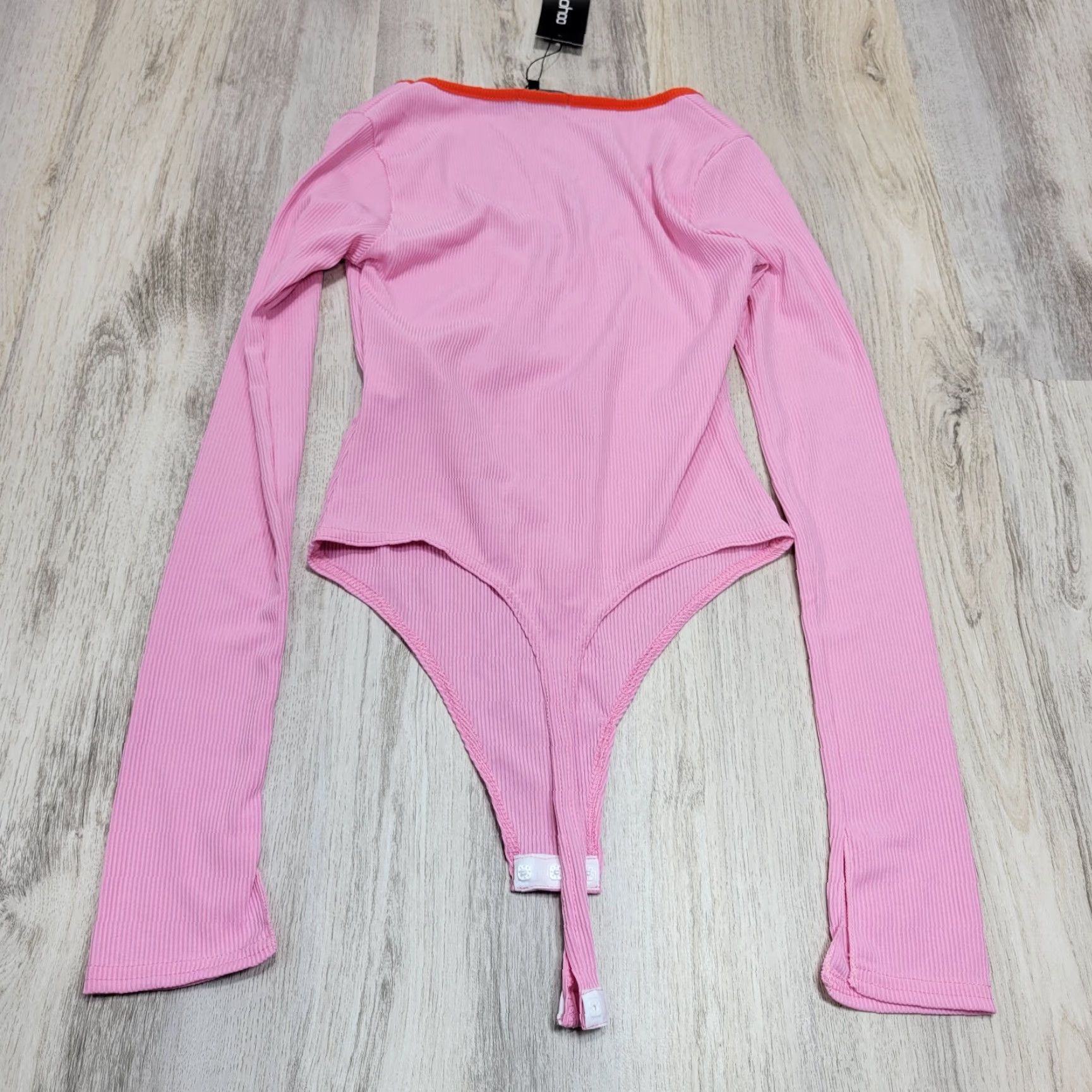 Boohoo Boohoo Bodysuit Pink Flared Sleeve Contrast Trim Ribbed Sz 2 NWT Womens Size XS / US 0-2 / IT 36-38 - 6 Thumbnail