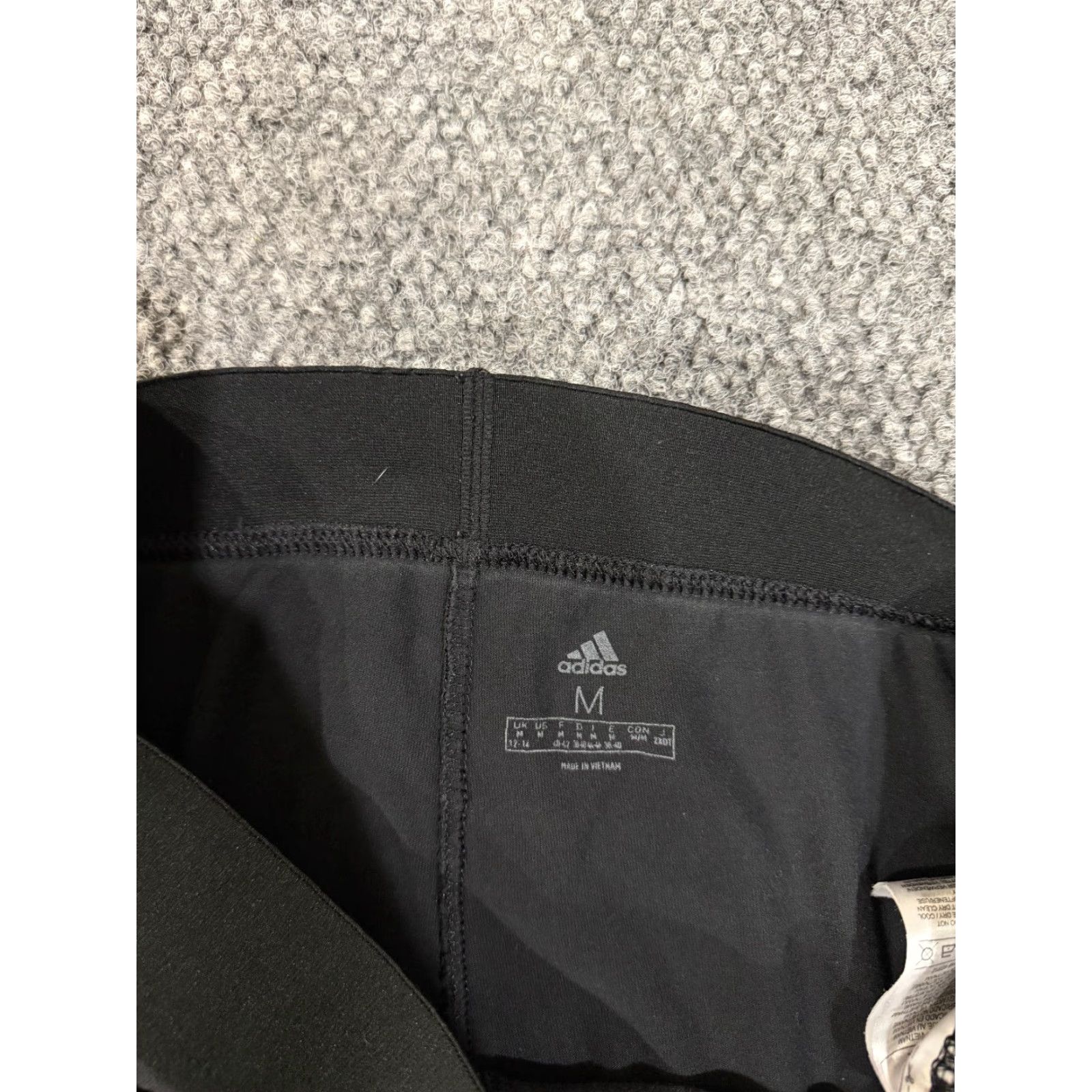 Adidas Adidas Leggings Womens Medium Black Three Stripe Athletic Yoga Leggings Reflec... Size 32" / US 10 / IT 46 - 5 Thumbnail