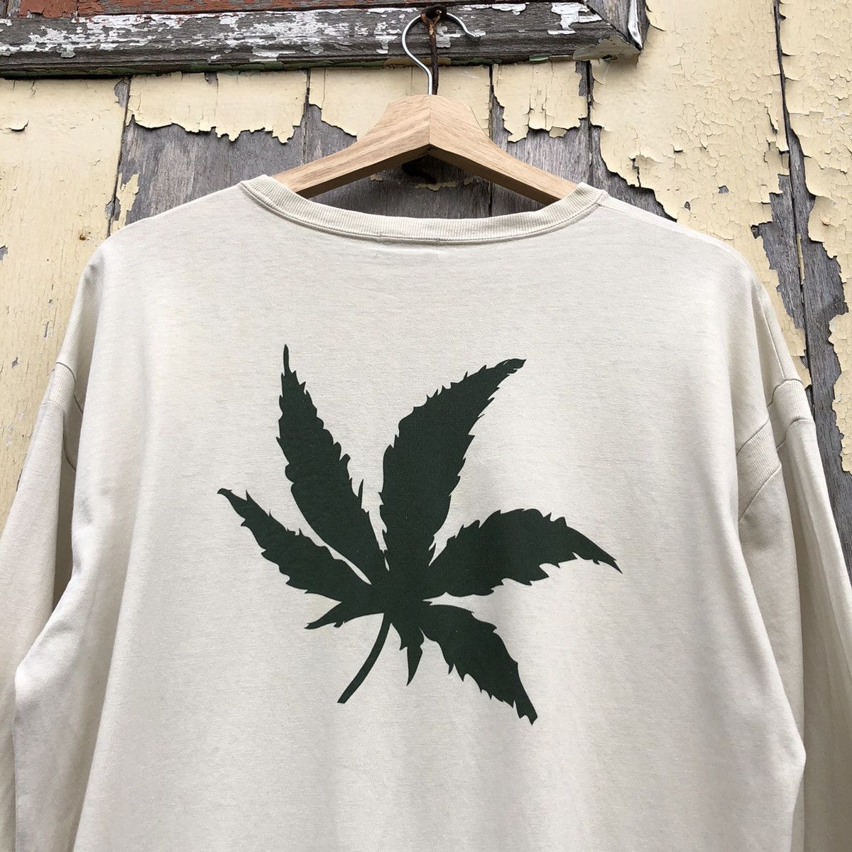 Vintage Vintage Milkboy Smoker’s Regalia Long Sleeve Tshirt Size US L / EU 52-54 / 3 - 13 Thumbnail