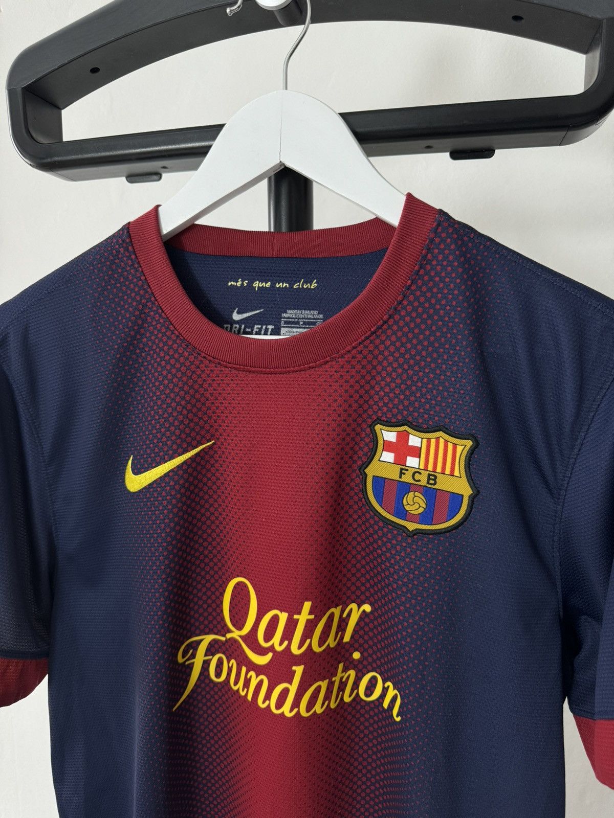 Nike Nike Barcelona 10 Messi 2012 2013 Home Jersey Size US S / EU 44-46 / 1 - 11 Thumbnail