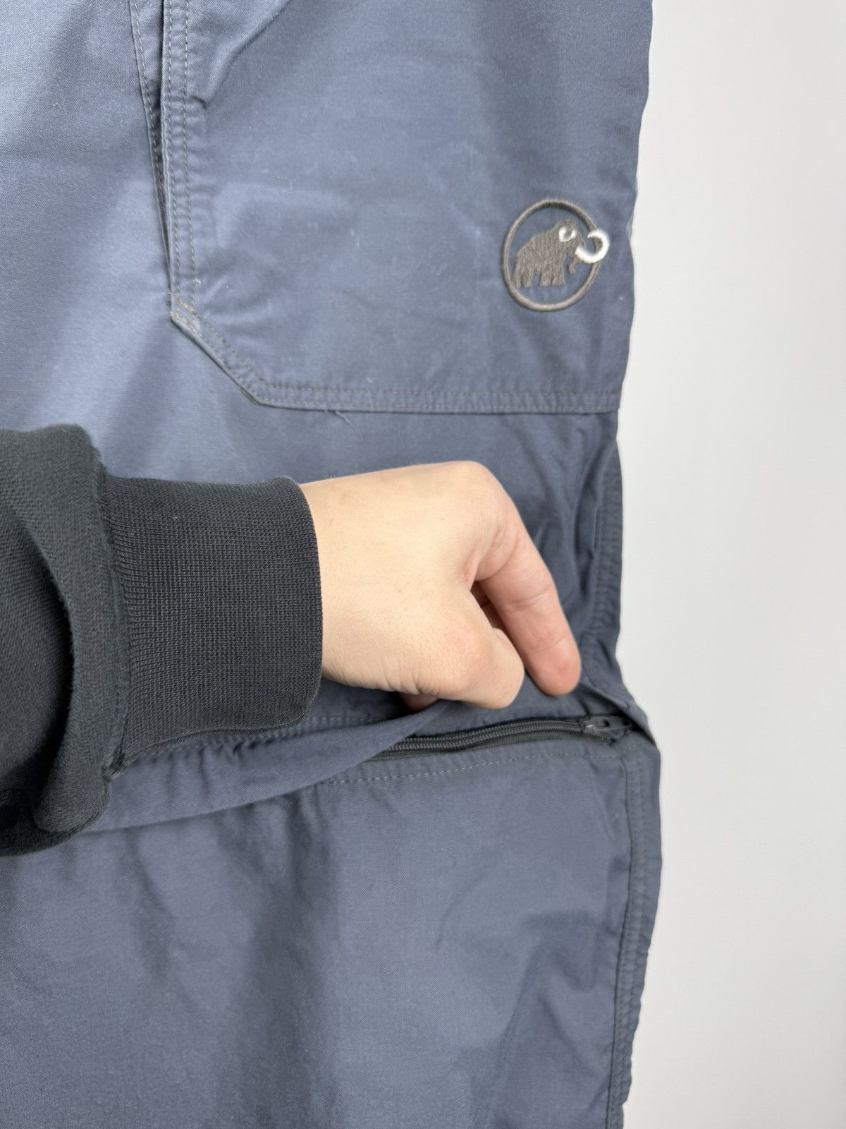 Mammut Vintage Mammut Cargo Outdoor transformer Pants Mens Size 52 Size US 36 / EU 52 - 4 Thumbnail