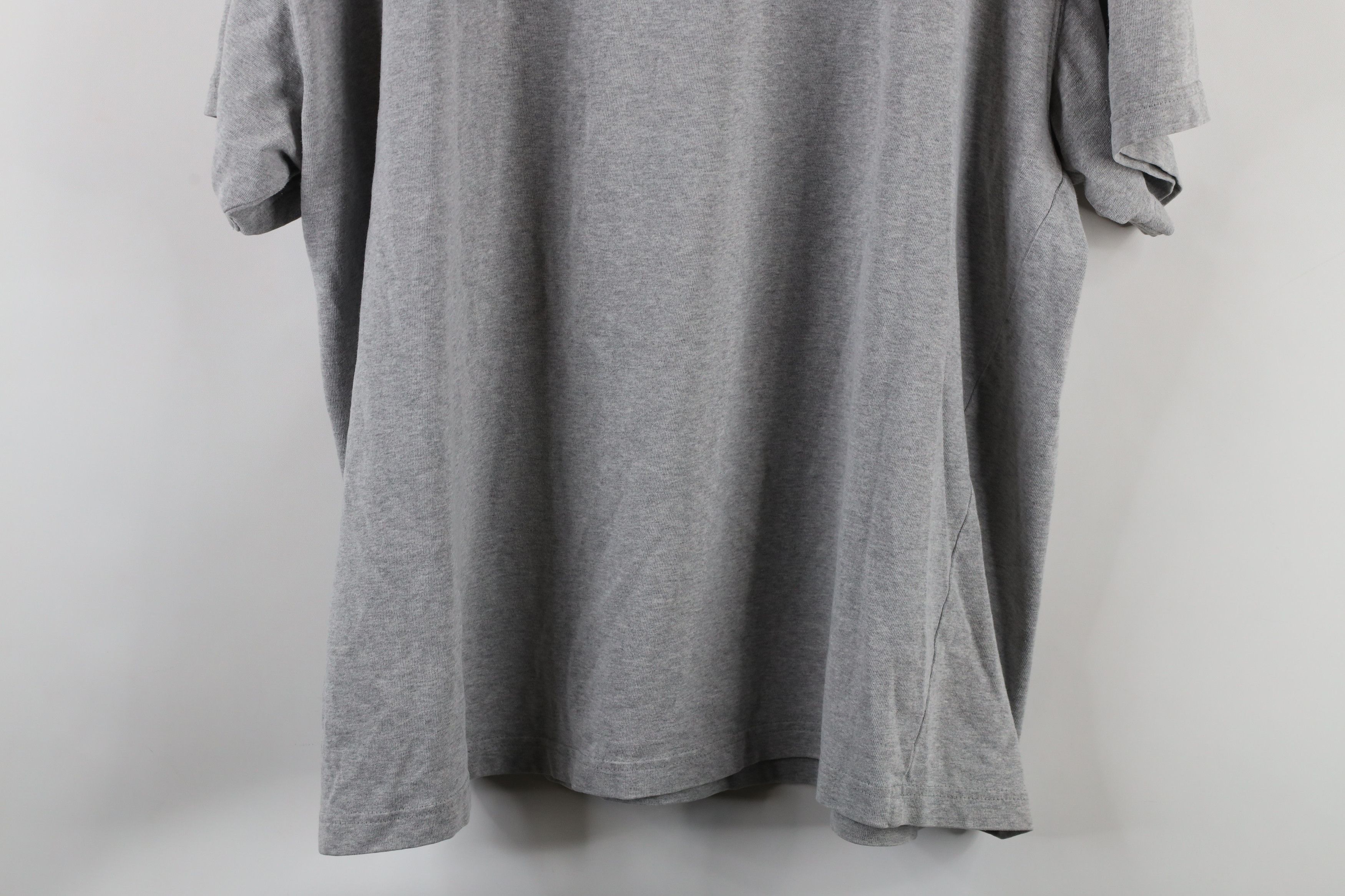 Vintage Vintage Y2K 2000 Walt Disney World Out Short Sleeve T-Shirt Size US XL / EU 56 / 4 - 10 Thumbnail