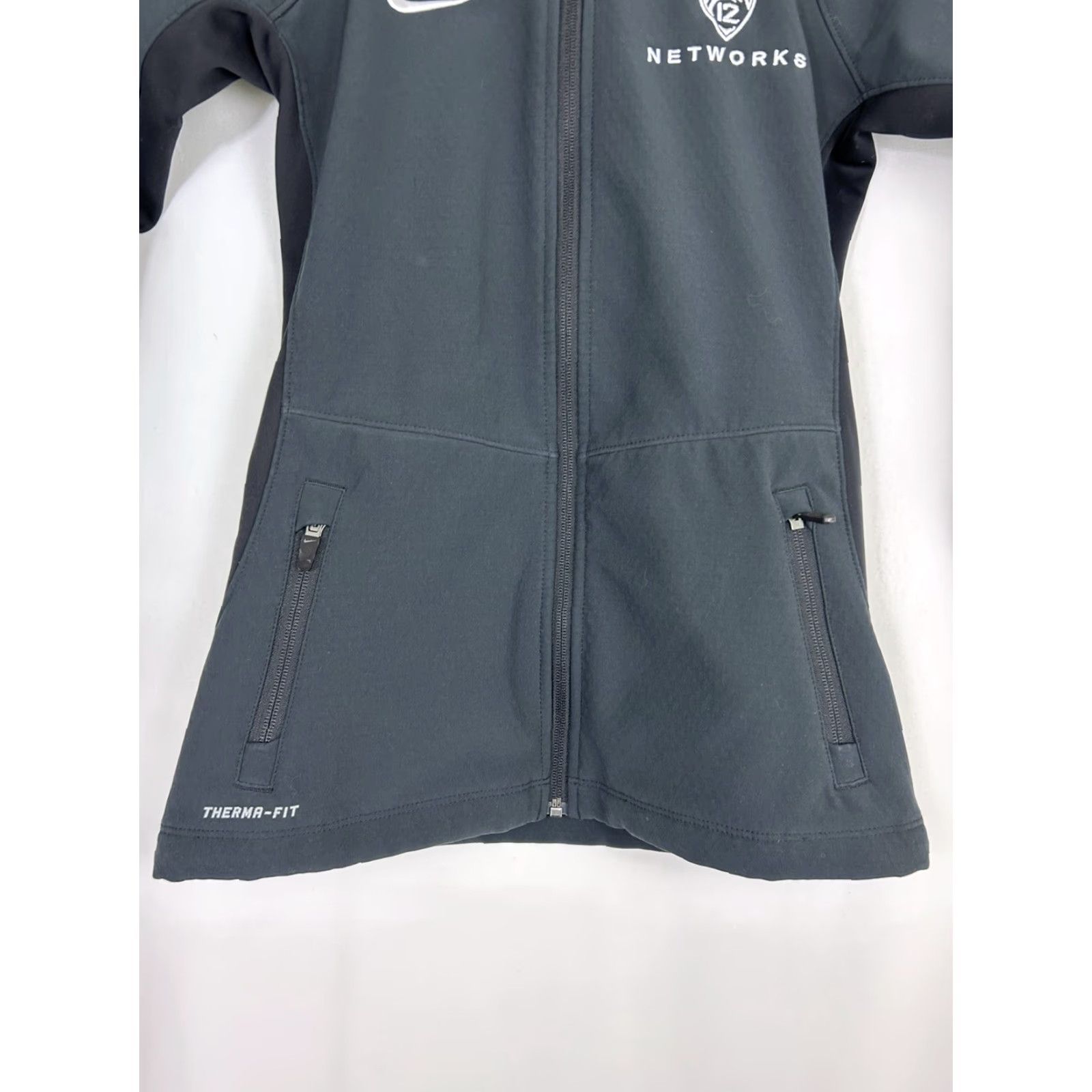 Nike VINTAGE Nike Women's XS Black Therma Fit Packable Hood Training Jacket 658059 PAC 12 Size XS / US 0-2 / IT 36-38 - 5 Thumbnail