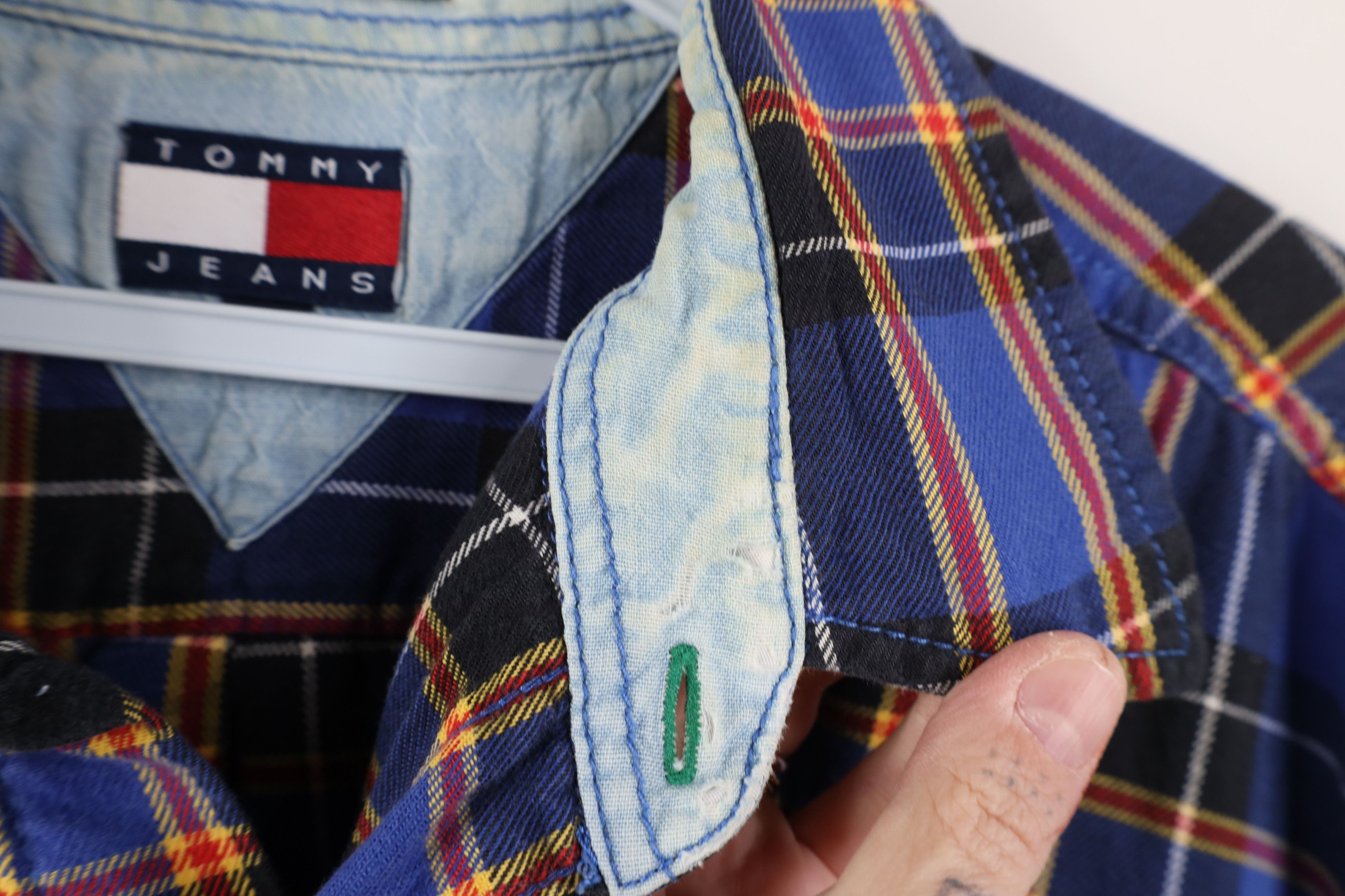 Tommy Hilfiger Vintage 90s Tommy Hilfiger Flannel Collared Button Shirt Size US L / EU 52-54 / 3 - 10 Thumbnail