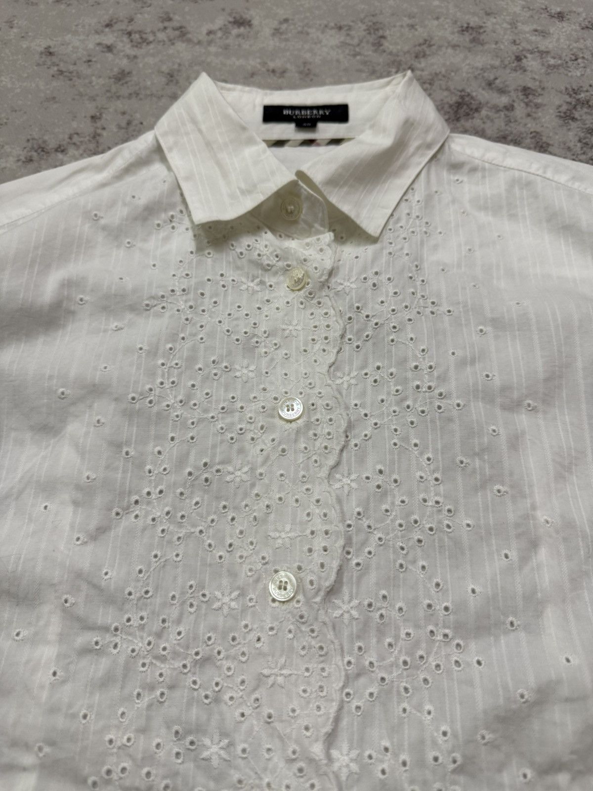 Burberry Burberry London White Broderie Anglaise Embroidered Shirt Size S / US 4 / IT 40 - 7 Thumbnail