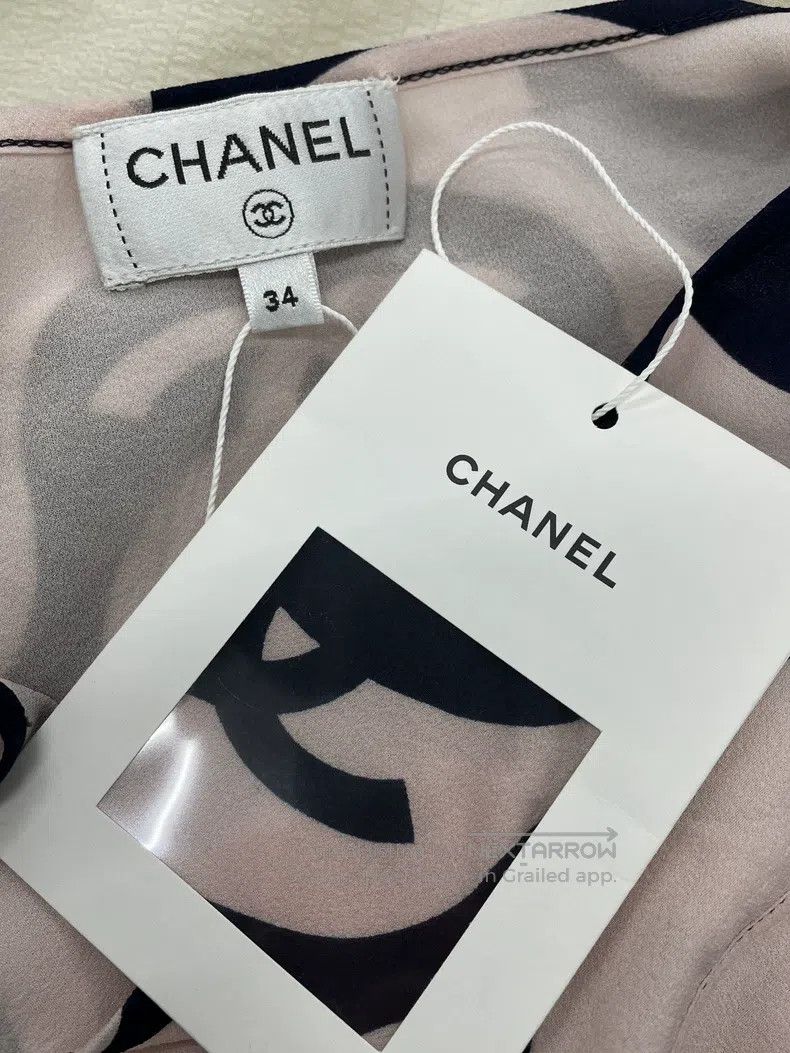 Chanel Chanel Wave print silk vest short top vest Size XXS / US 00 / IT 34 - 4 Thumbnail