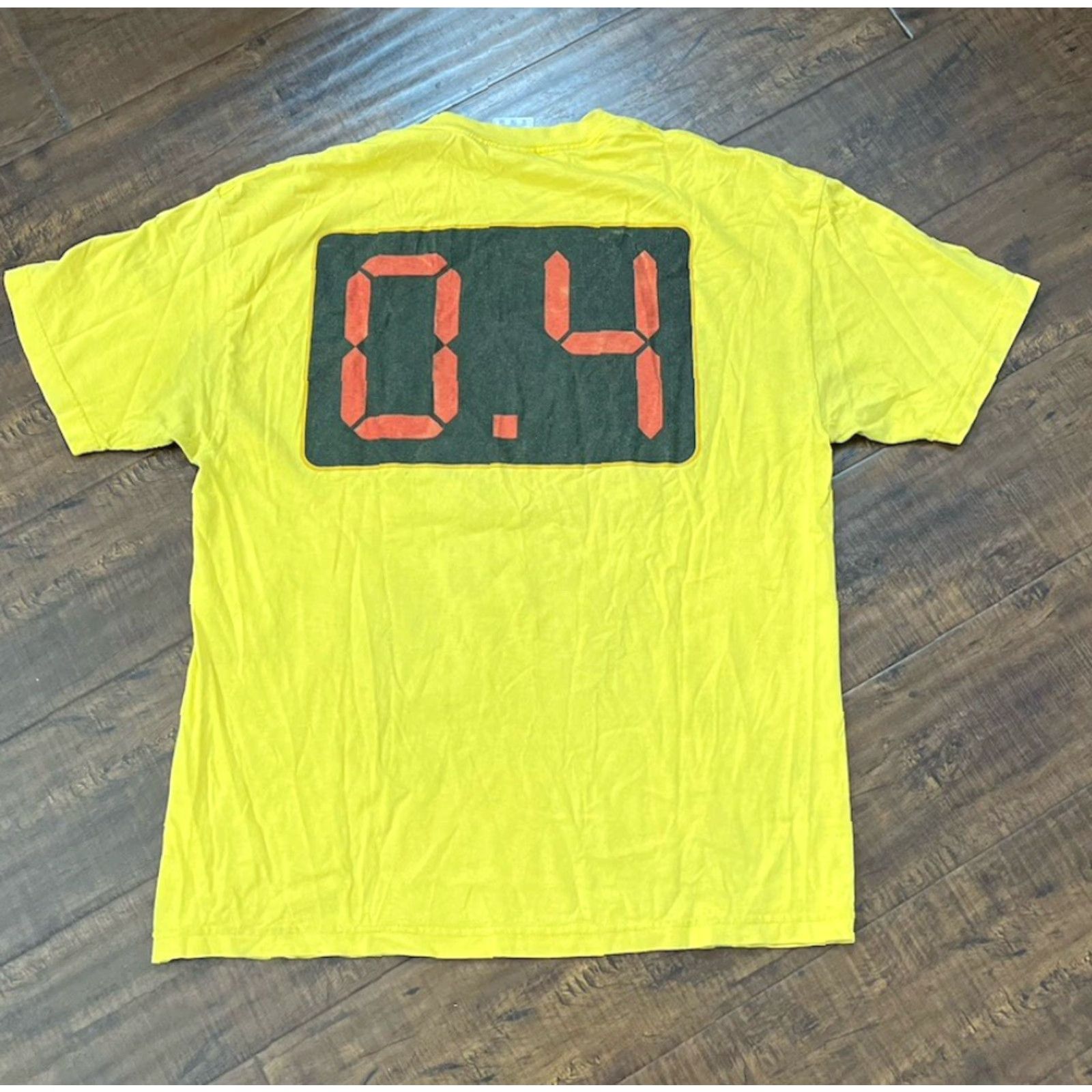 NBA VINTAGE LA Lakers NBA 2004 Fish Swish One Lucky Shot Shirt Size XL Derek Fisher Size US XL / EU 56 / 4 - 5 Thumbnail