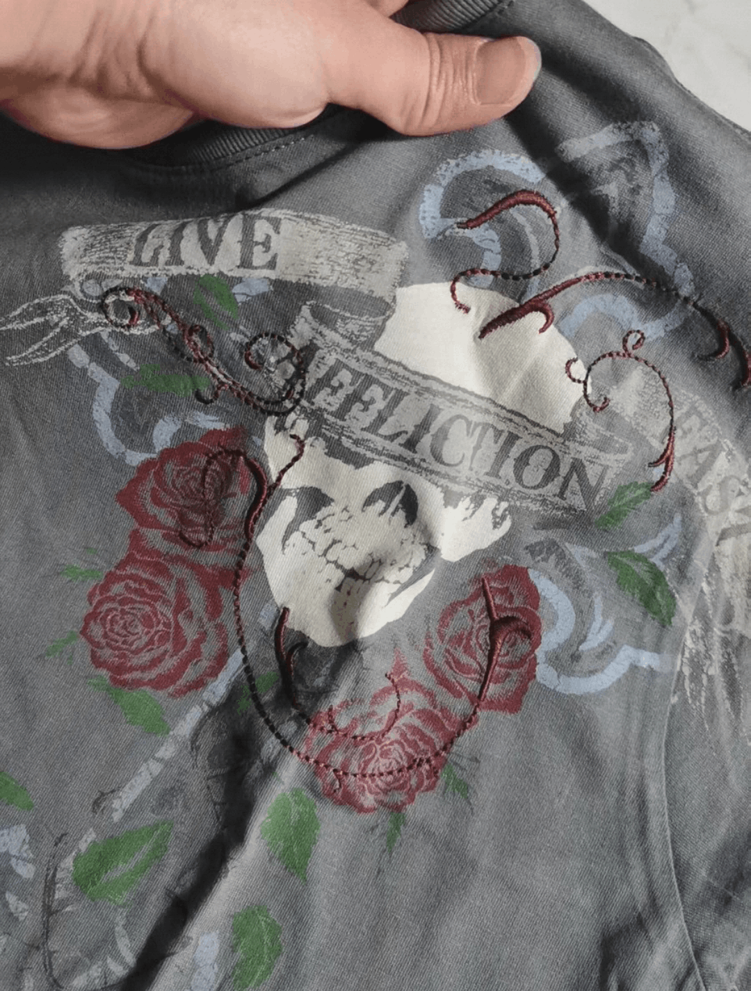Affliction affliction deadstock skull flower t-shirt Size US L / EU 52-54 / 3 - 5 Thumbnail