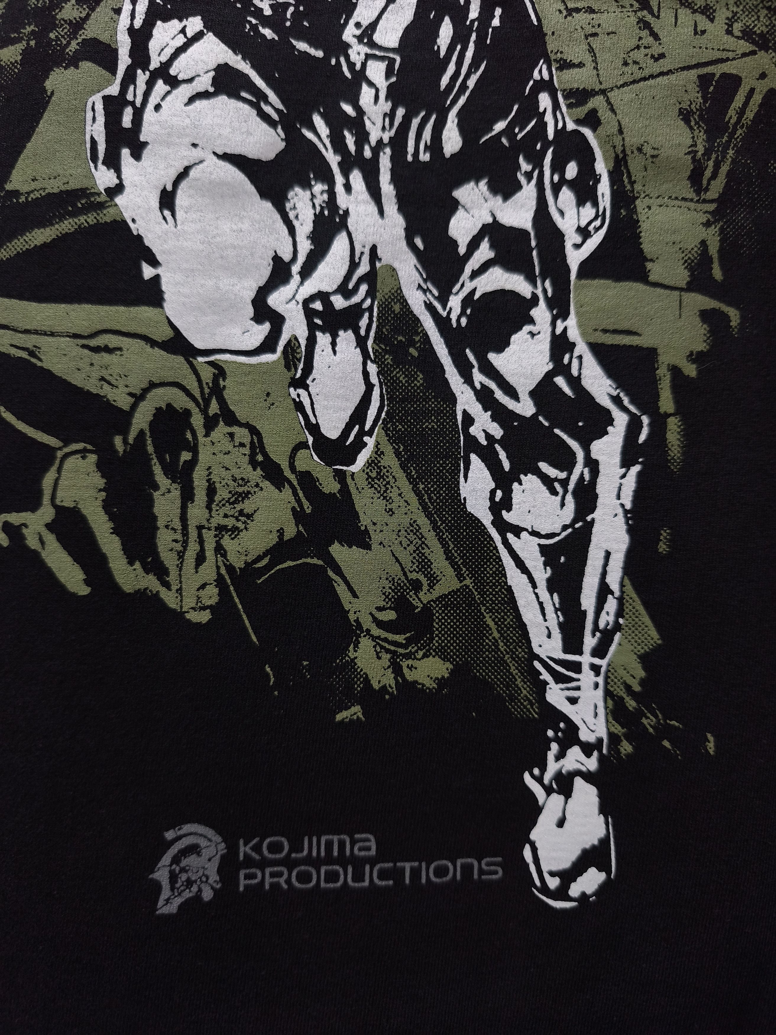 Playstation Metal Gear Solid V: Phantom Pain T-shirt Size US XL / EU 56 / 4 - 15 Thumbnail